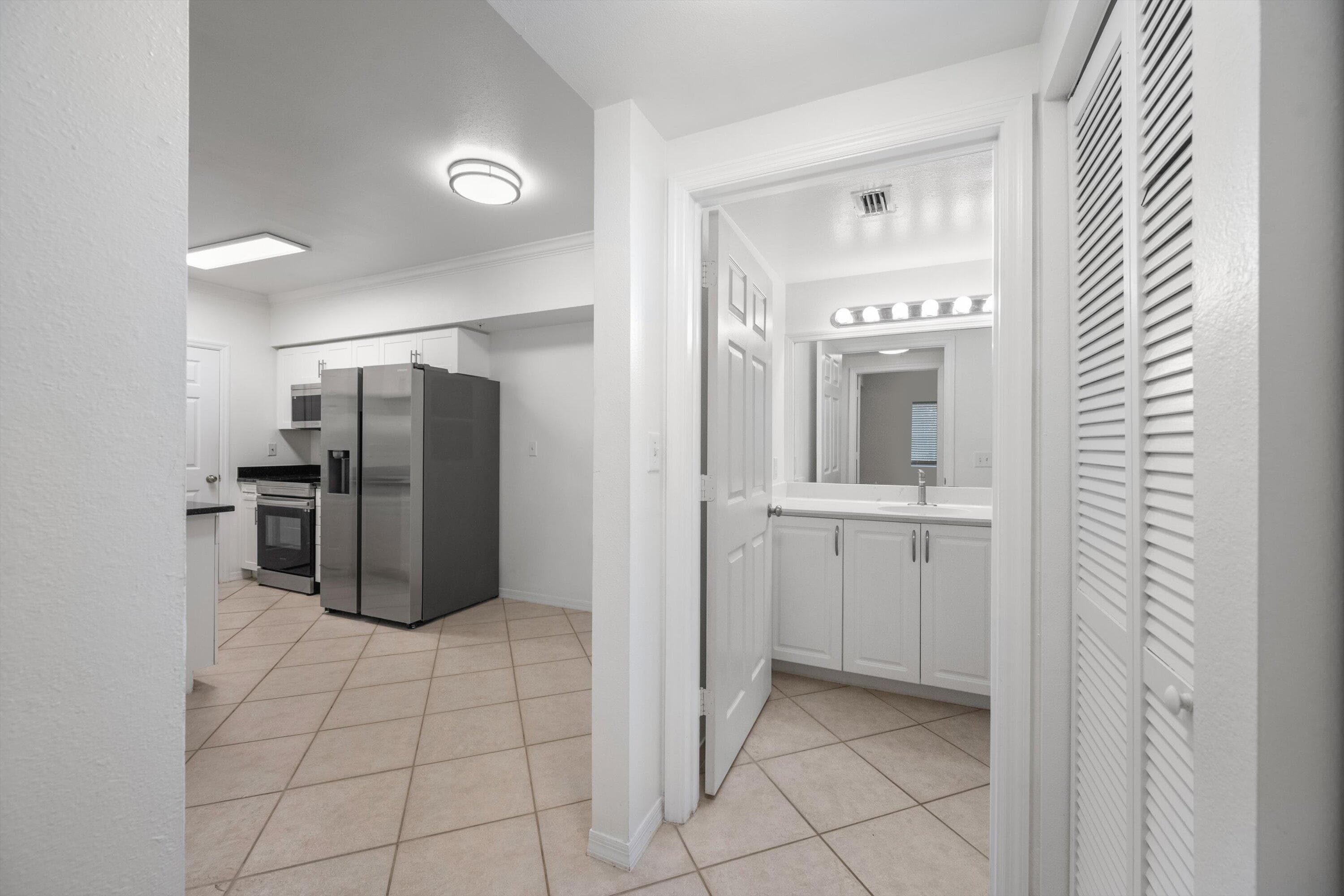6475 Emerald Dunes Drive 206, West Palm Beach, FL 33411 — photo 16 of 29
