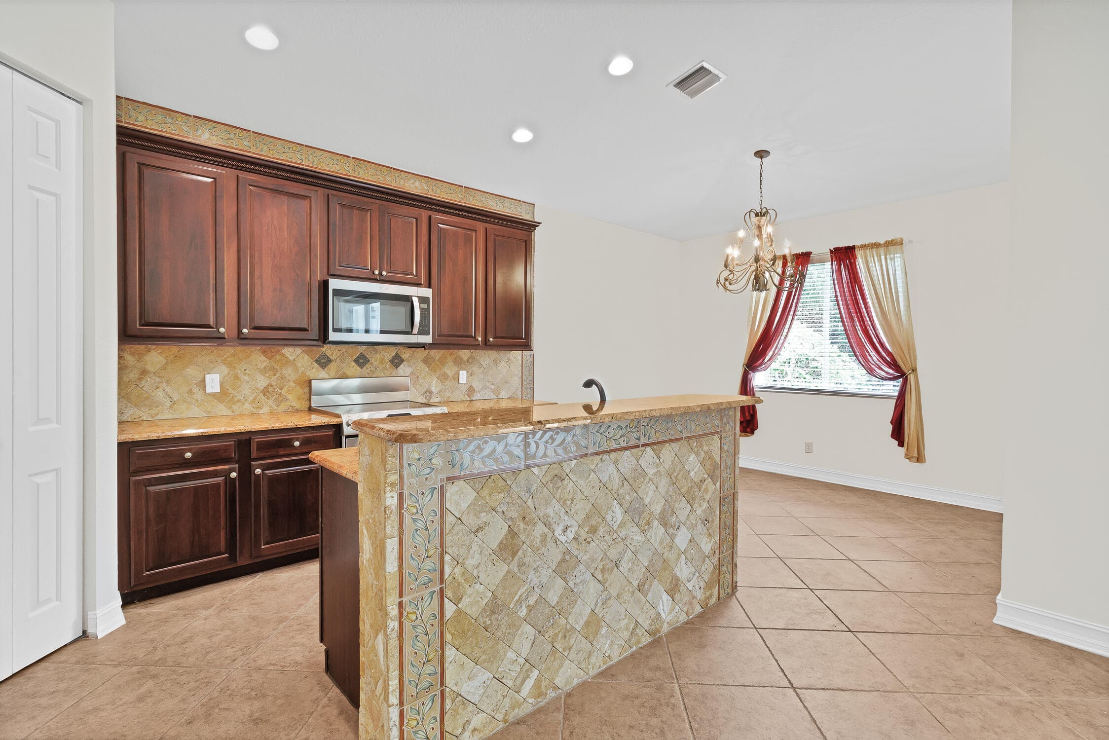 6188 Dorchester Way, Vero Beach, FL 32966 — photo 6 of 29