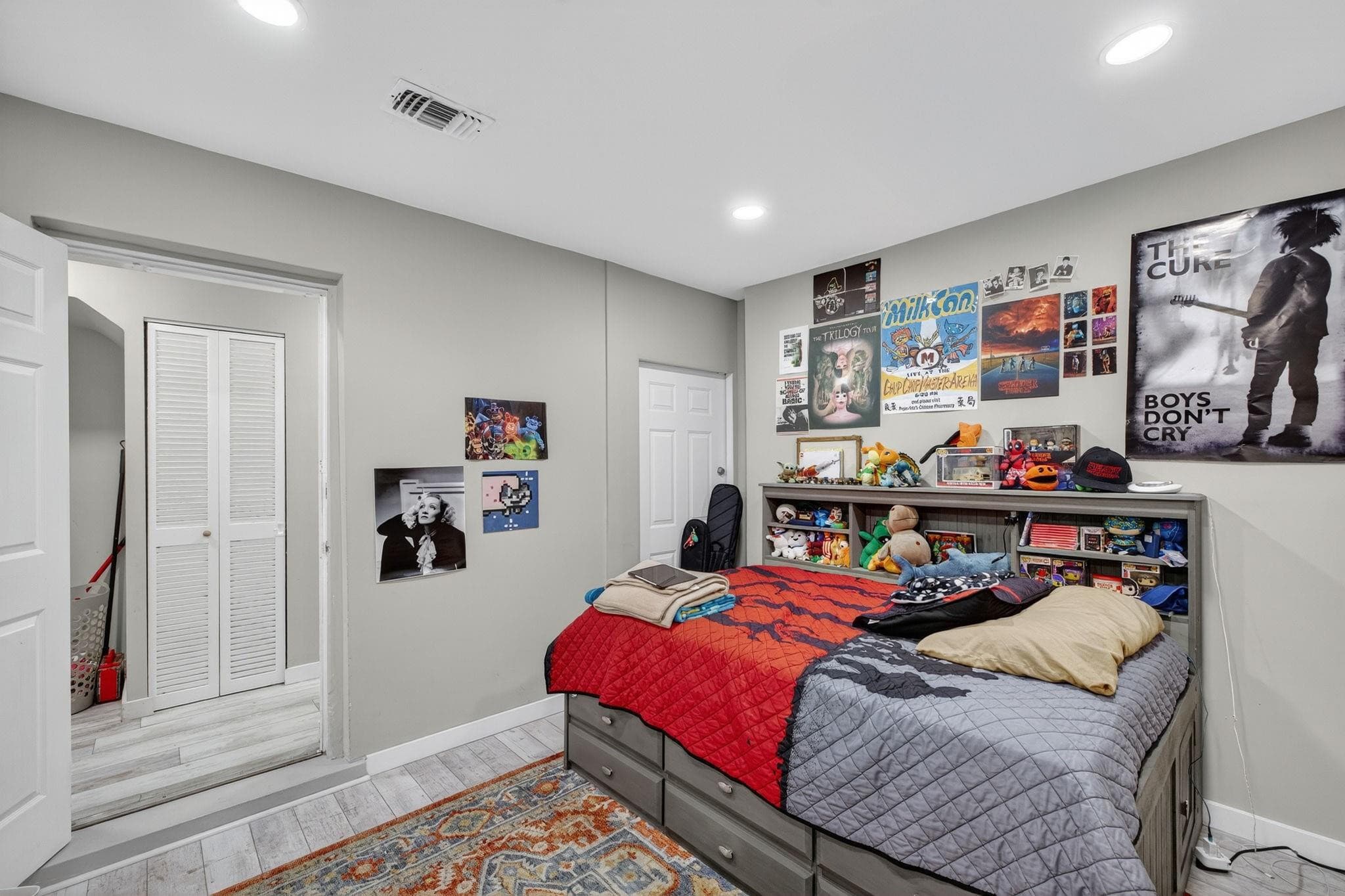 1570 NE 30th Place, Oakland Park, FL 33334 — photo 46 of 76