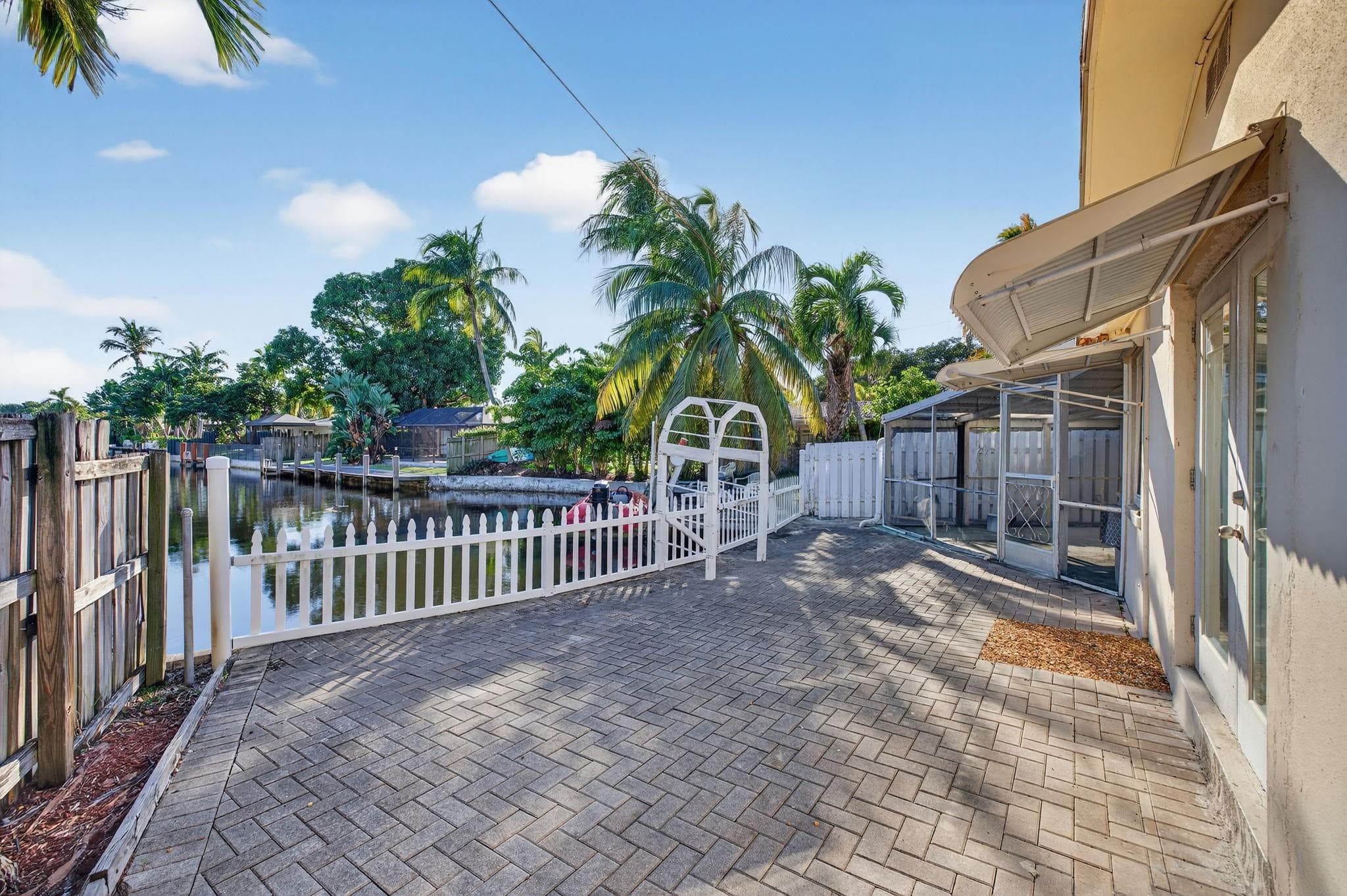 1570 NE 30th Place, Oakland Park, FL 33334 — photo 58 of 76