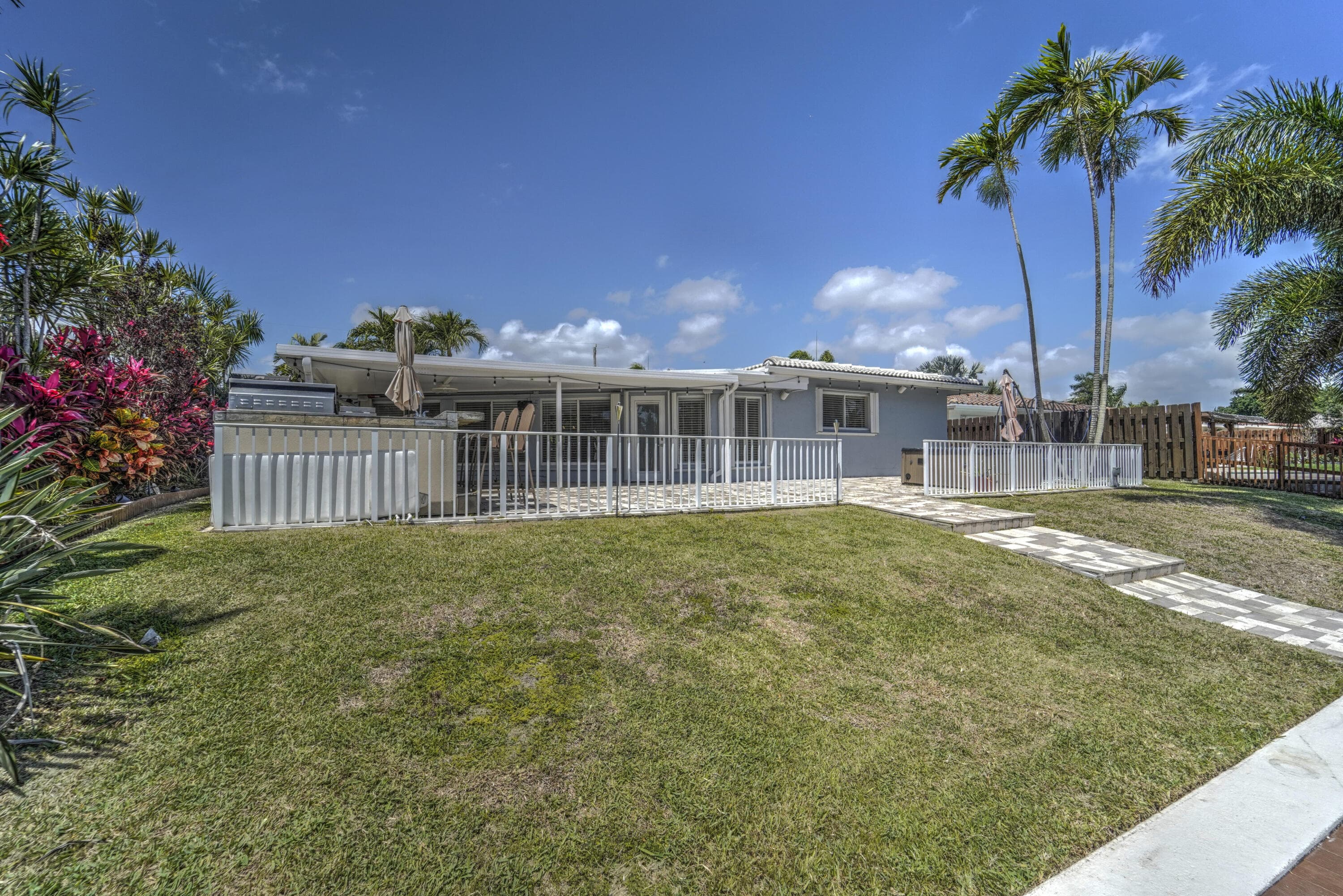 270 SE 3rd Avenue, Pompano Beach, FL 33060 — photo 34 of 43