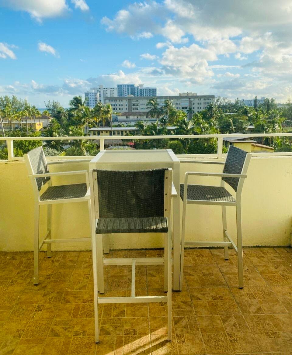 111 Briny Avenue 5-04, Pompano Beach, FL 33062 — photo 16 of 40