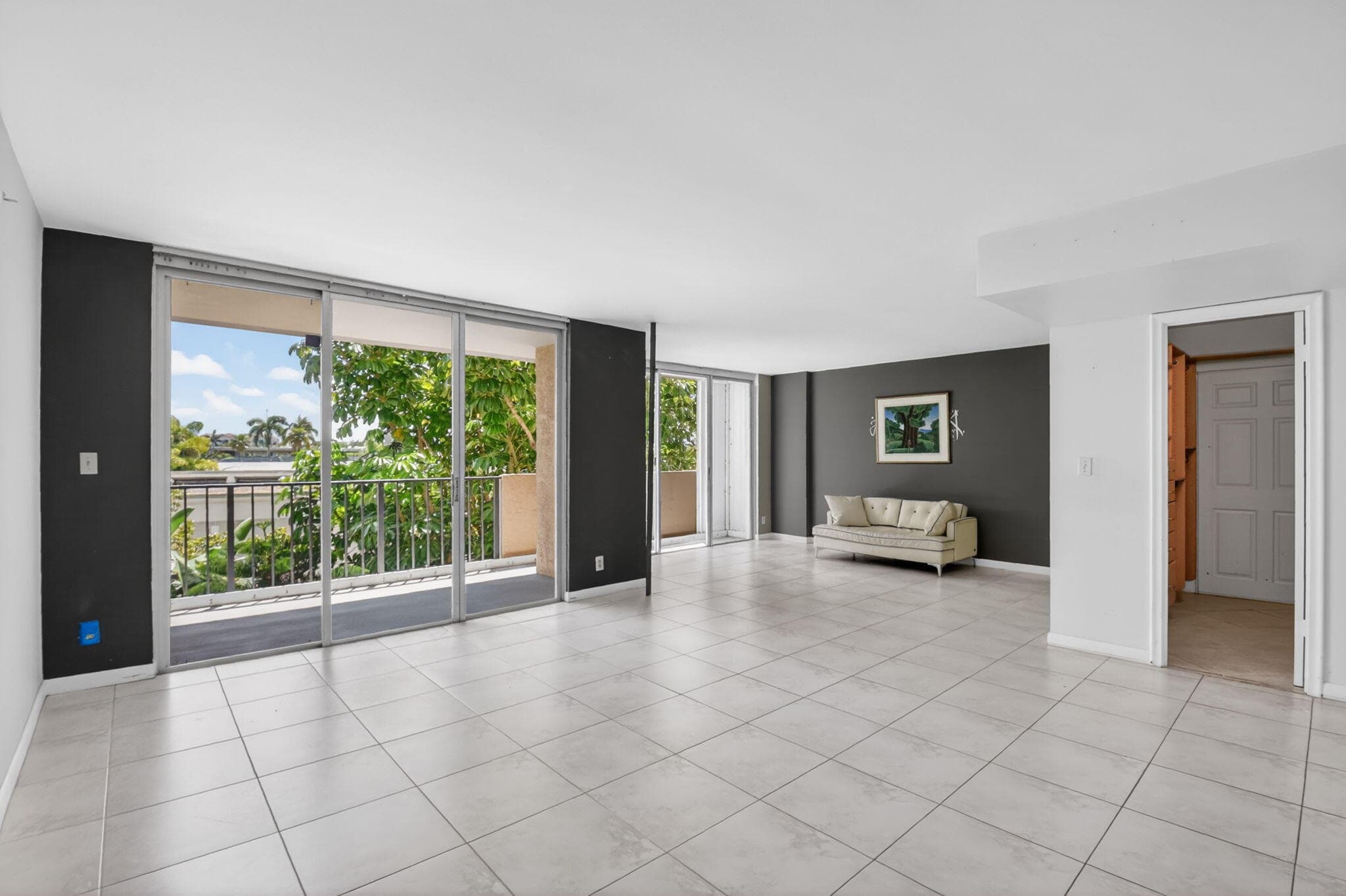 3581 S Ocean Boulevard 3c, South Palm Beach, FL 33480 — photo 8 of 28