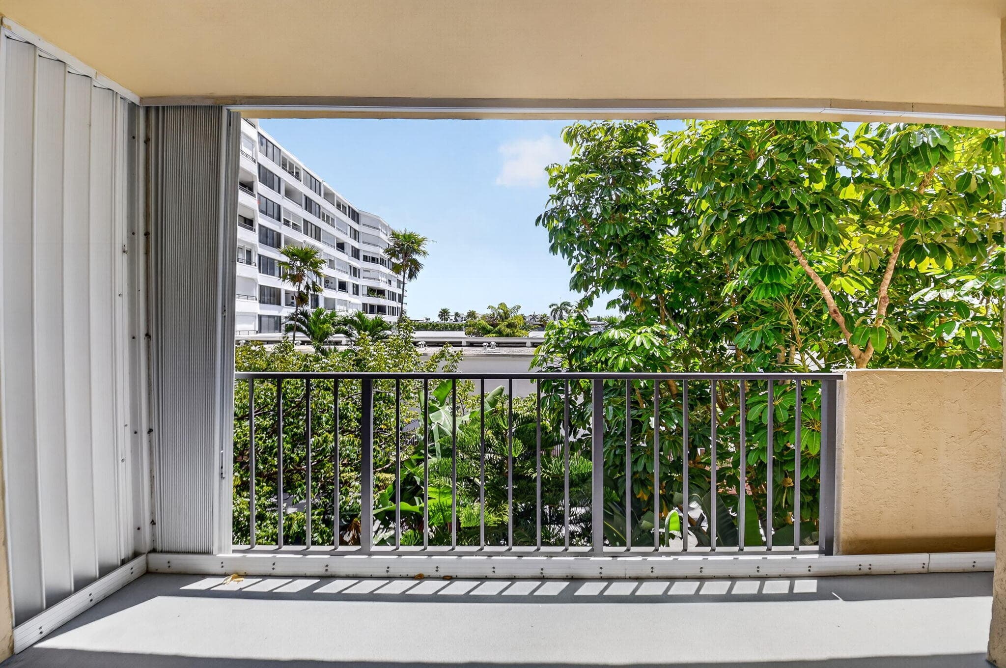 3581 S Ocean Boulevard 3c, South Palm Beach, FL 33480 — photo 16 of 28