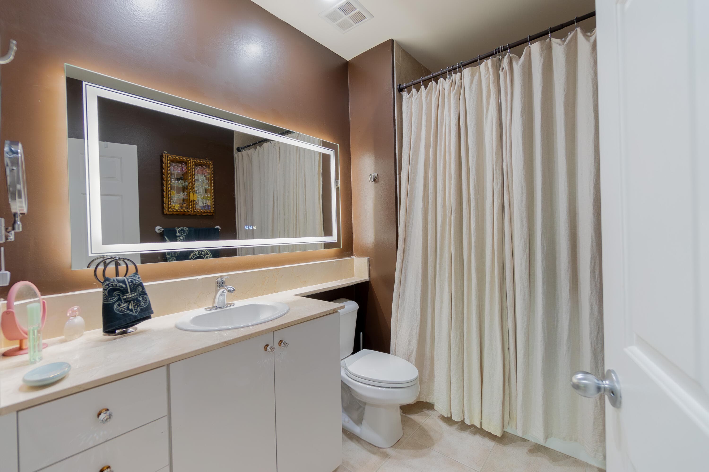 804 E Windward Way 108, Lantana, FL 33462 — photo 17 of 44