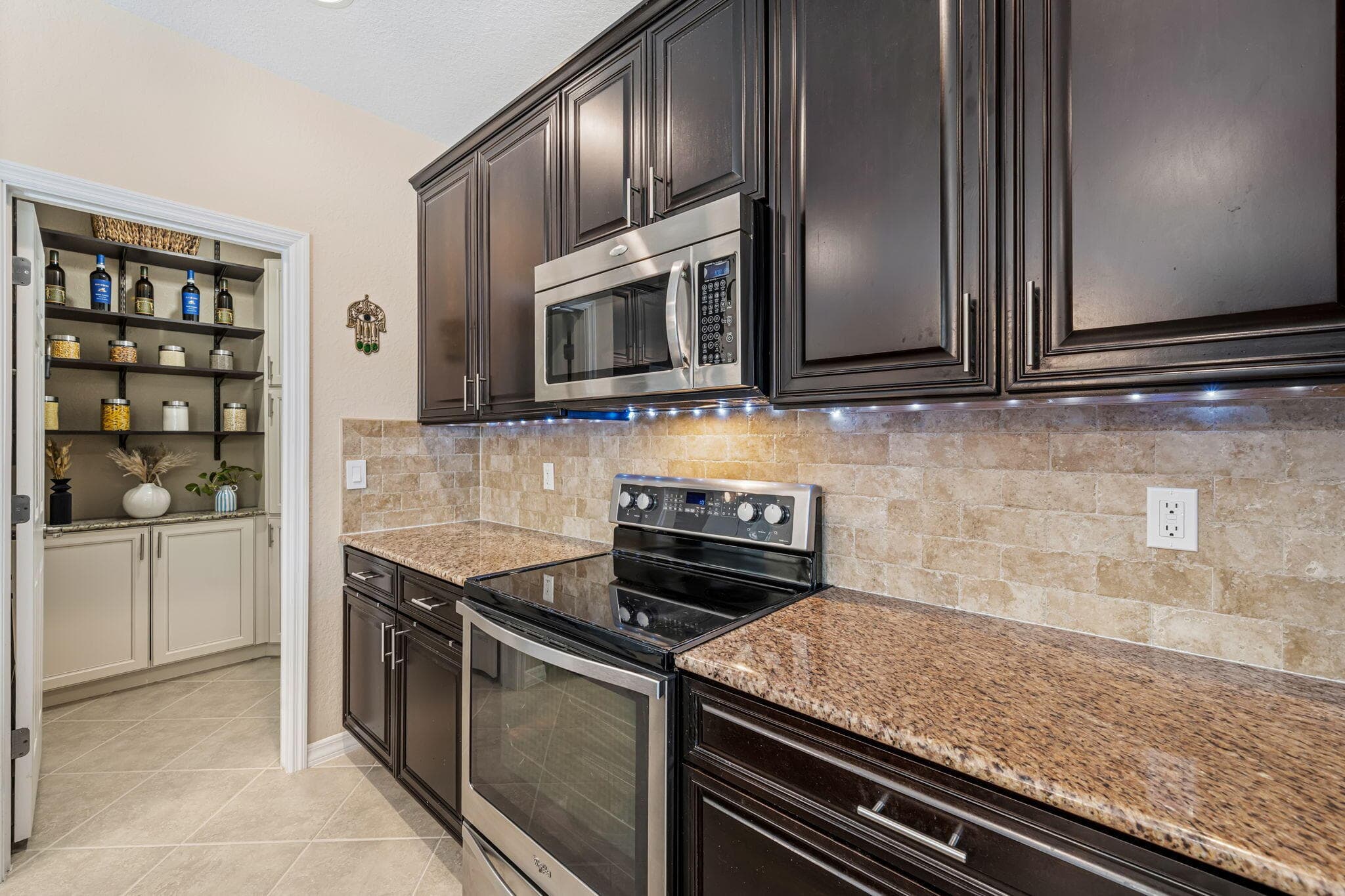 10652 Ivanhoe Lane, Wellington, FL 33414 — photo 24 of 60