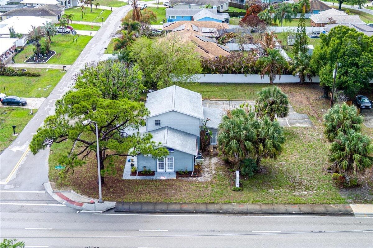 1514 SE Port St Lucie Boulevard, Port St. Lucie, FL — photo 7 of 44