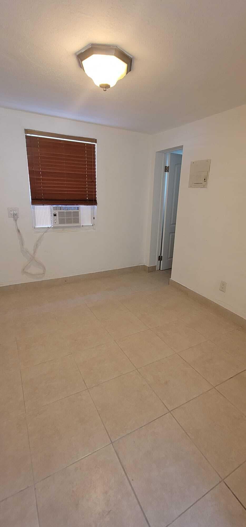 5721 Fillmore Street, Hollywood, FL 33021 — photo 6 of 17