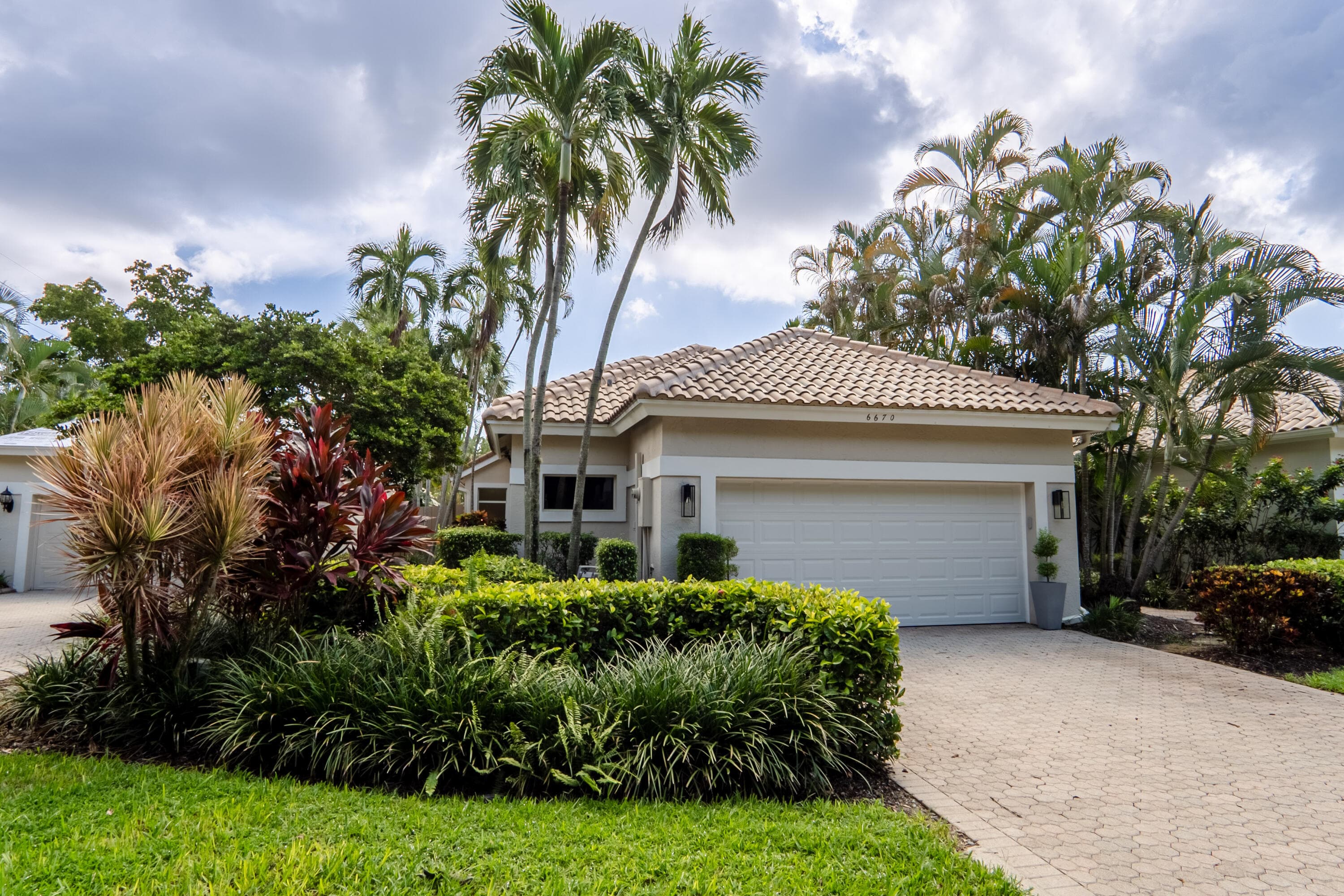 6670 NW 27th Avenue, Boca Raton, FL 33496 — photo 2 of 43