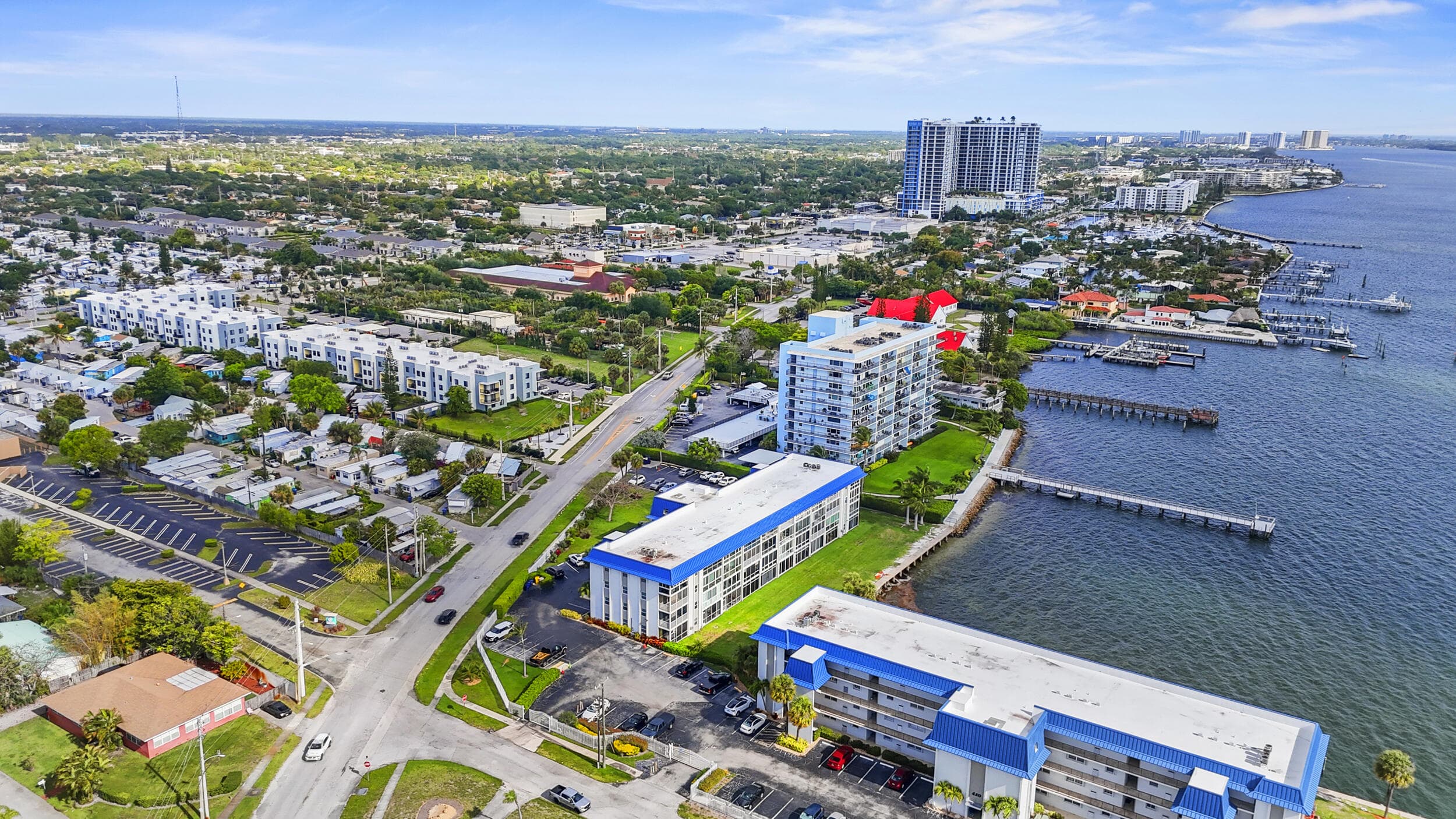 2936 Lake Shore Drive 204, West Palm Beach, FL 33404 — photo 32 of 34