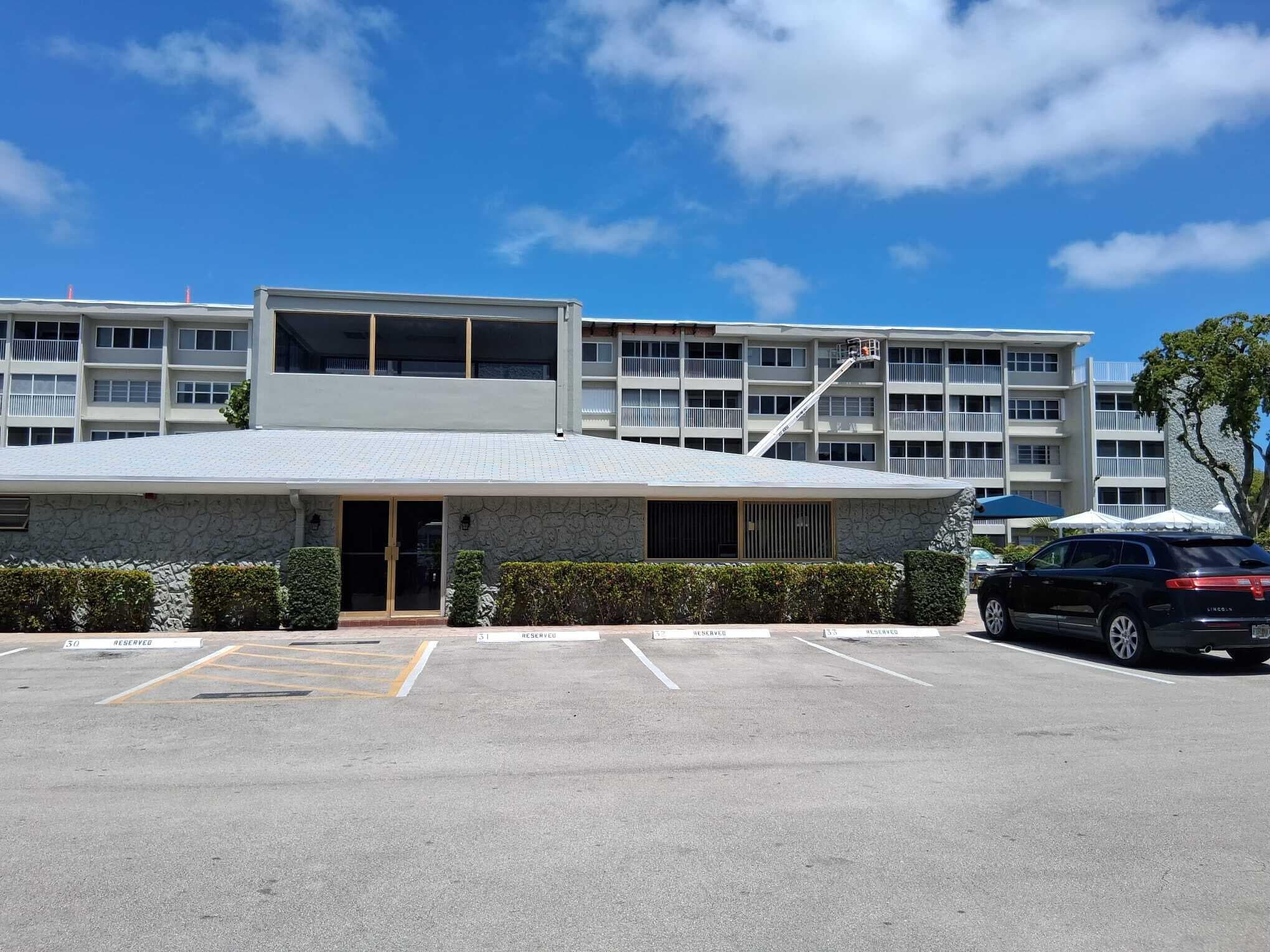 329 SE 3rd Street 302s, Hallandale Beach, FL 33009 — photo 7 of 23