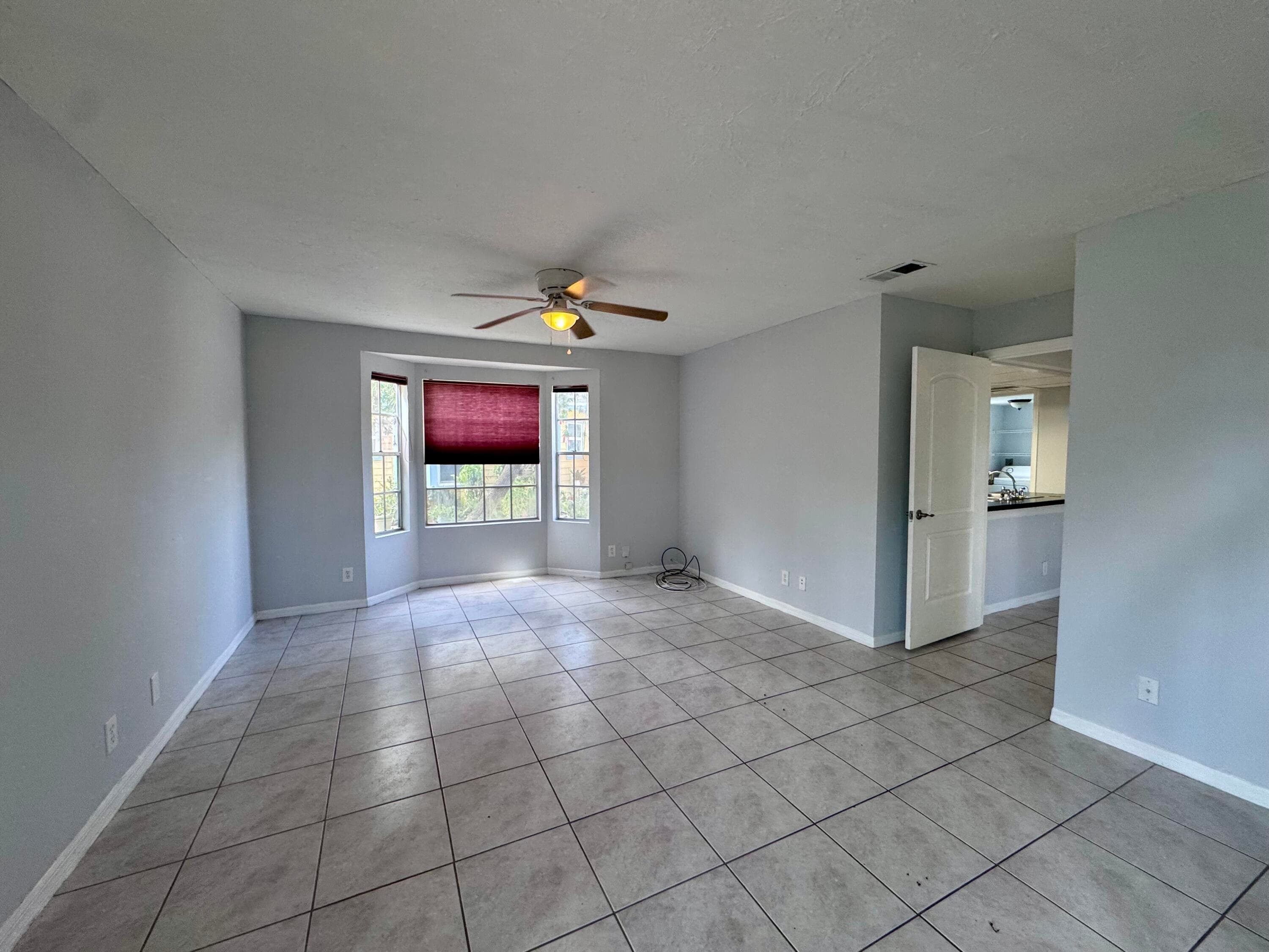 5889 Snowdrop Way, West Palm Beach, FL 33415 — photo 31 of 46