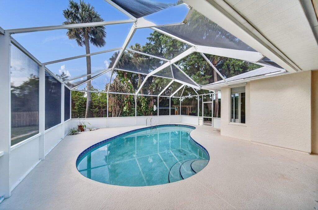 612 SE 6th Street, Stuart, FL 34994 — photo 41 of 50