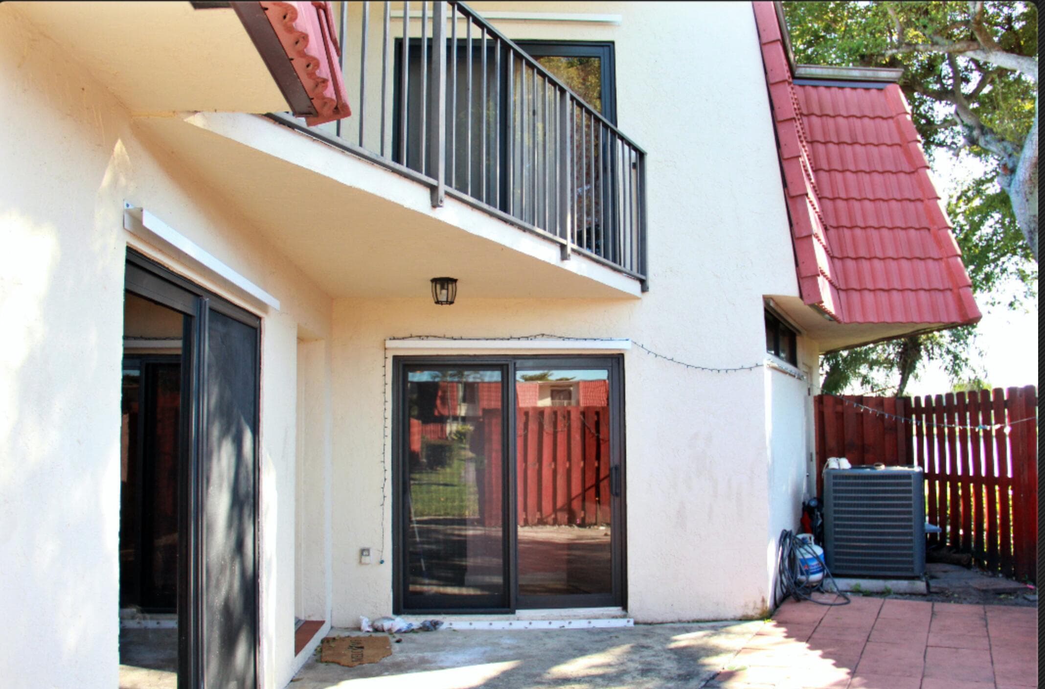 3915 Victoria Drive, West Palm Beach, FL 33406 — photo 4 of 32