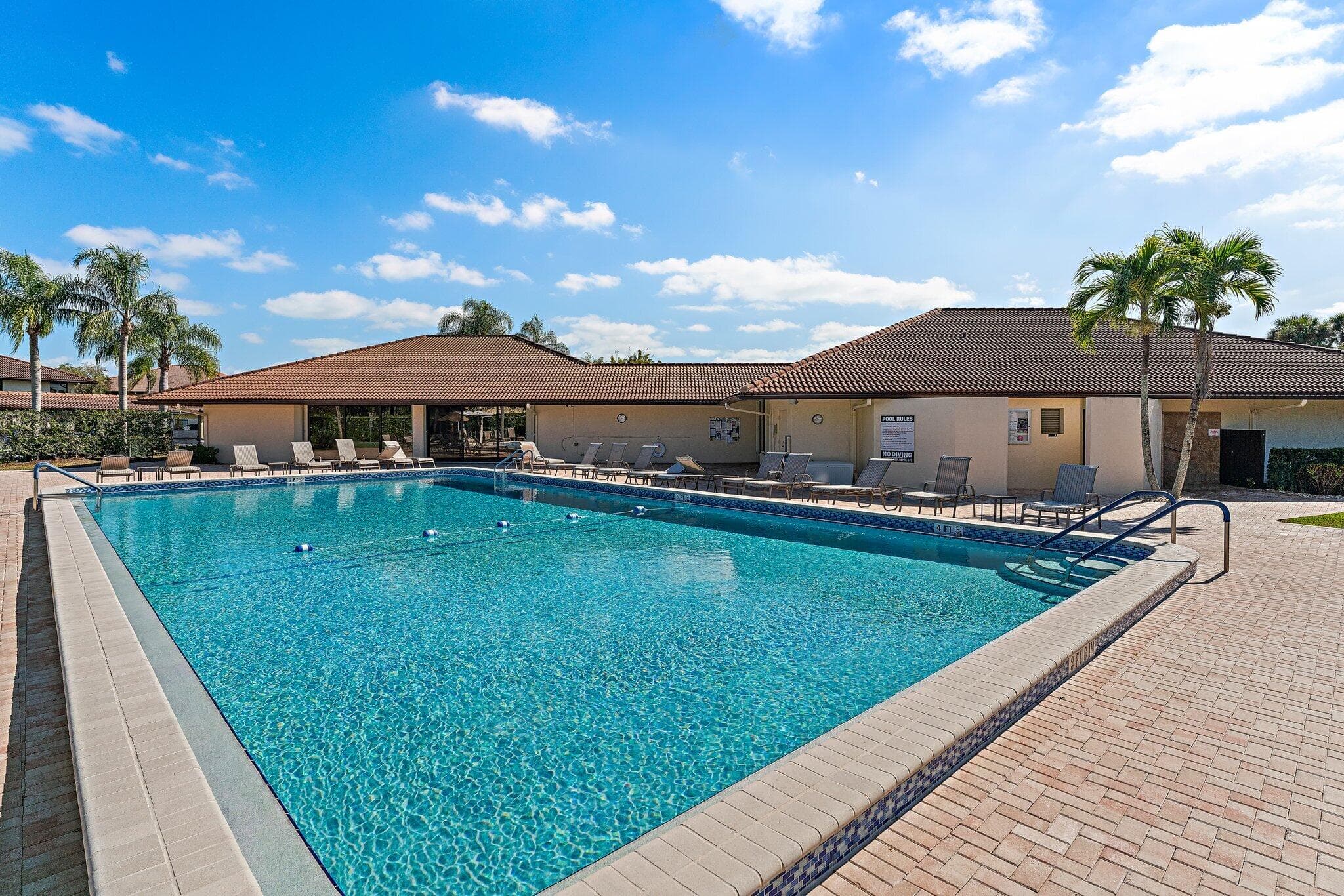 671 SW South River Drive 105, Stuart, FL 34997 — photo 45 of 59