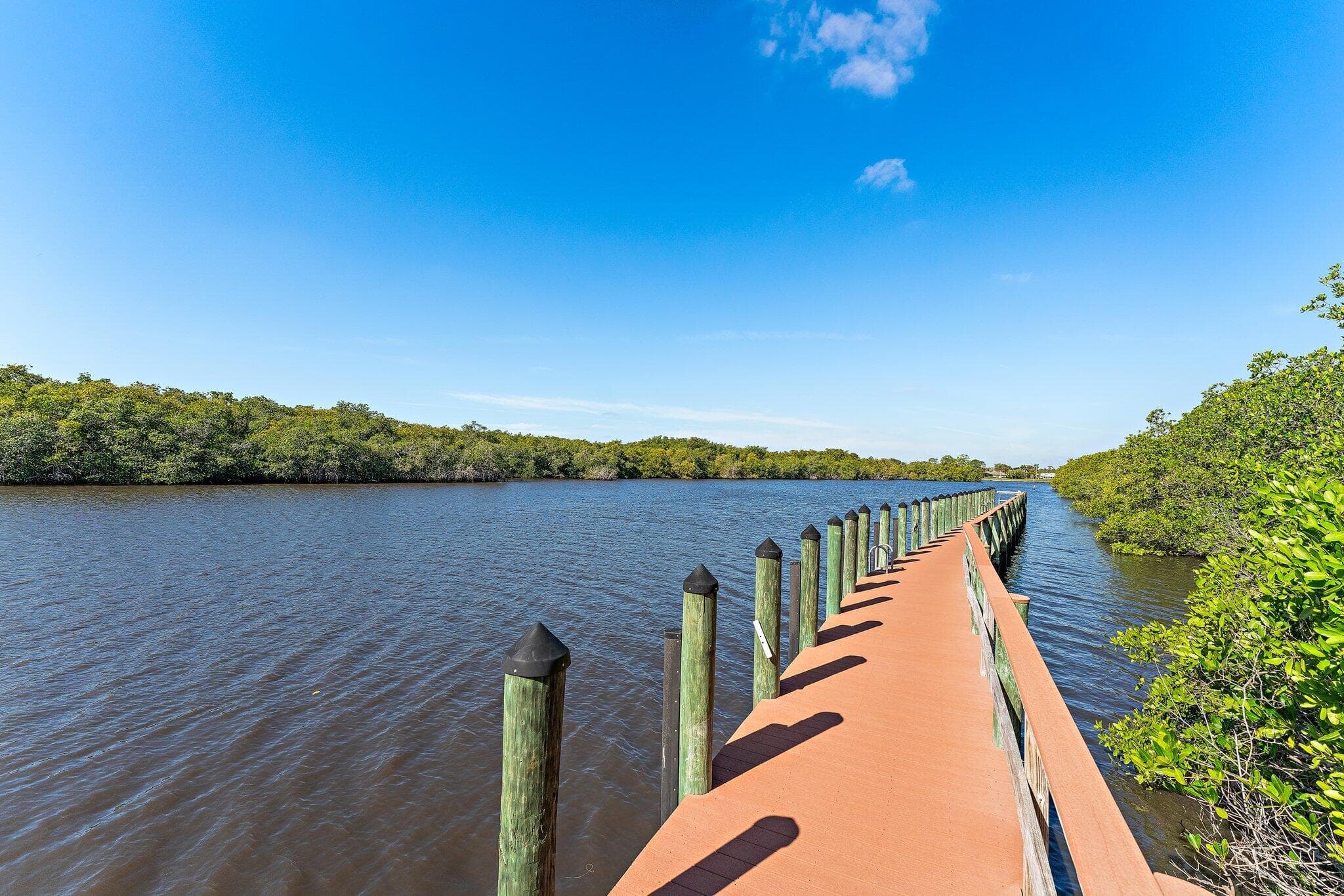 671 SW South River Drive 105, Stuart, FL 34997 — photo 52 of 59