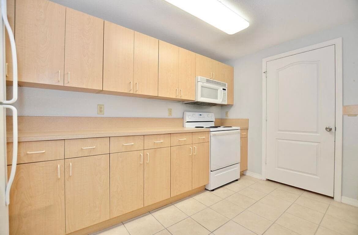 114 SW Peacock Boulevard 8105, Port St. Lucie, FL 34986 — photo 13 of 32