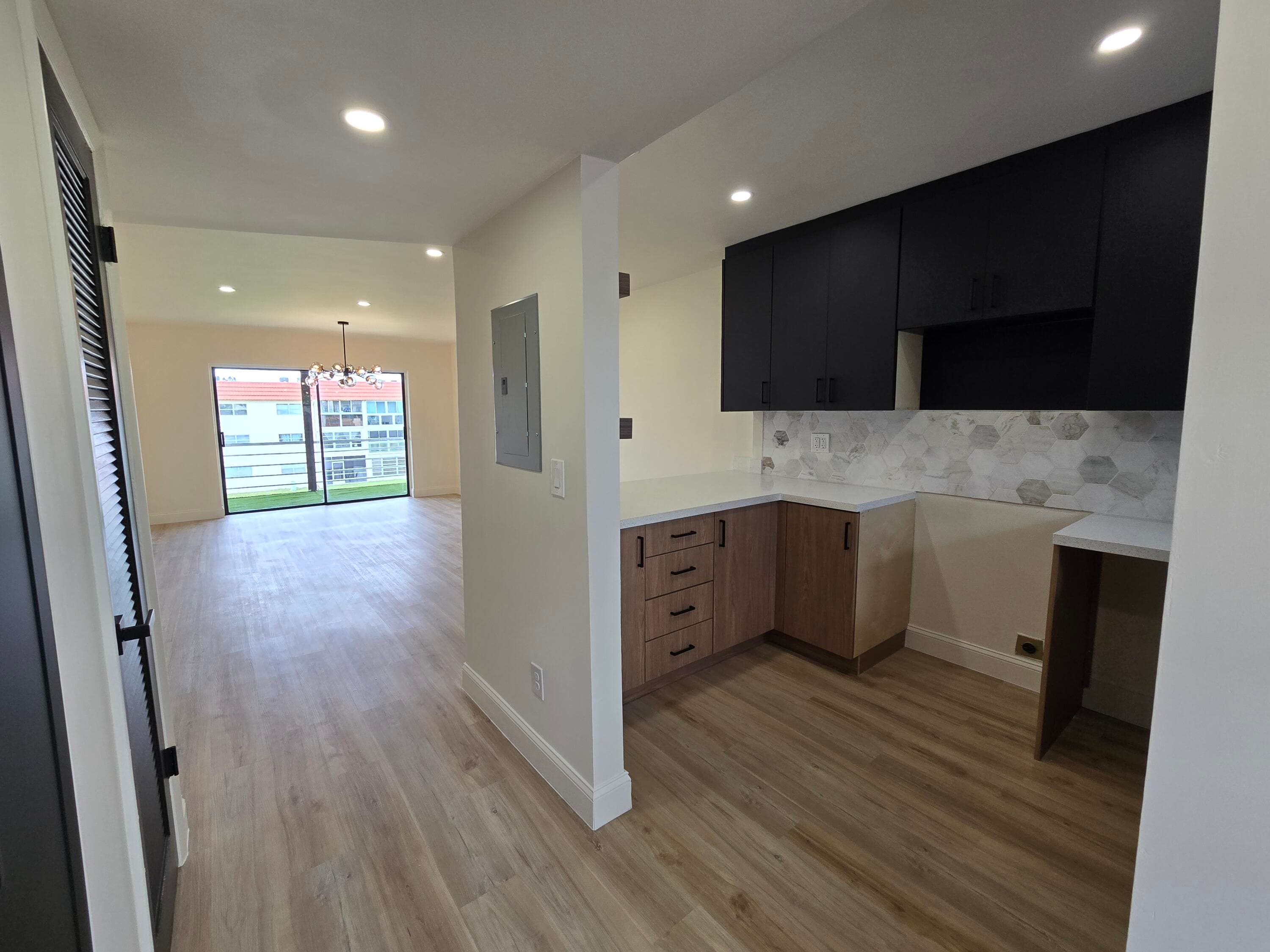3001 Sunrise Lakes Drive E 303, Sunrise, FL 33322 — photo 18 of 35