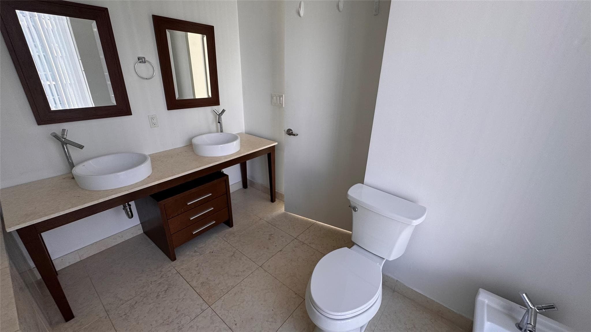 475 Brickell Avenue 4913, Miami, FL 33131 — photo 3 of 9