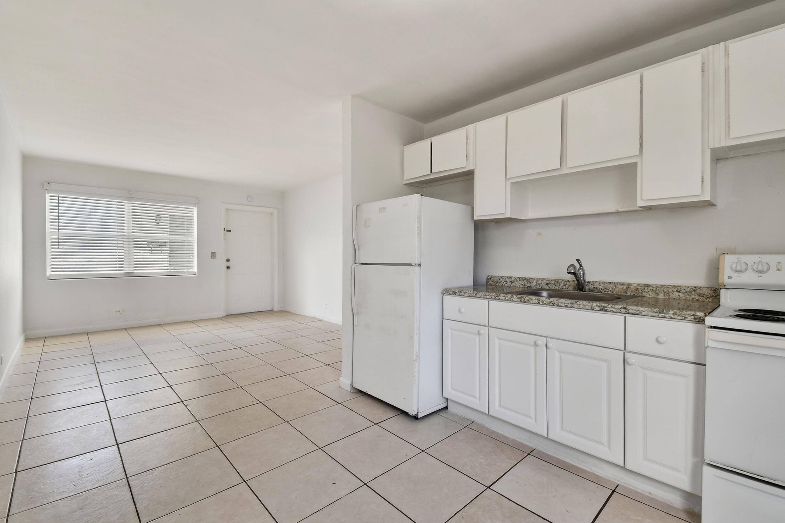 1172 W 34th Street 1, Riviera Beach, FL 33404 — photo 6 of 17