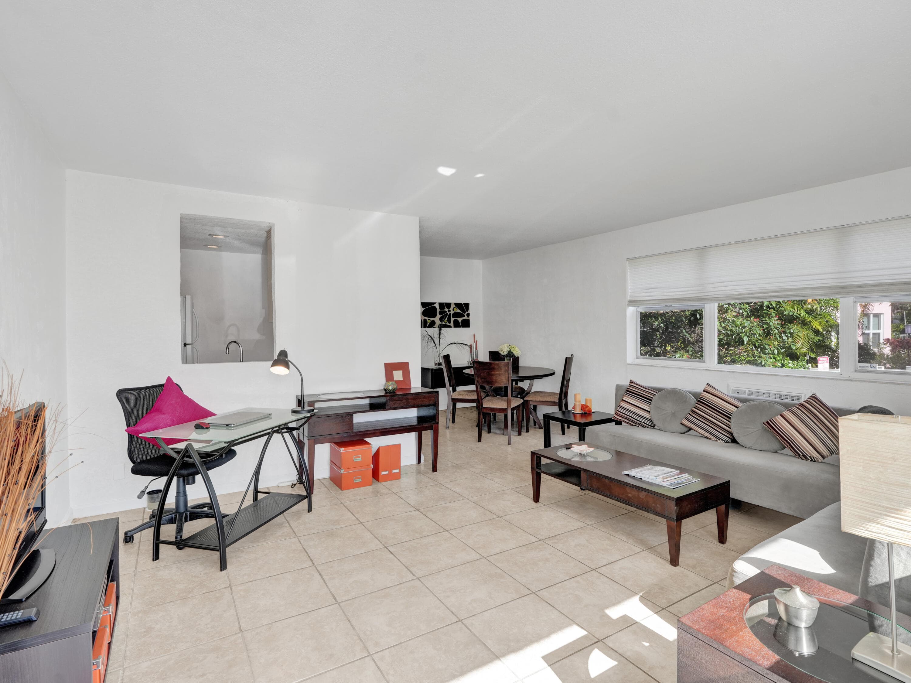 625 Antioch Avenue 110, Fort Lauderdale, FL 33304 — photo 3 of 18
