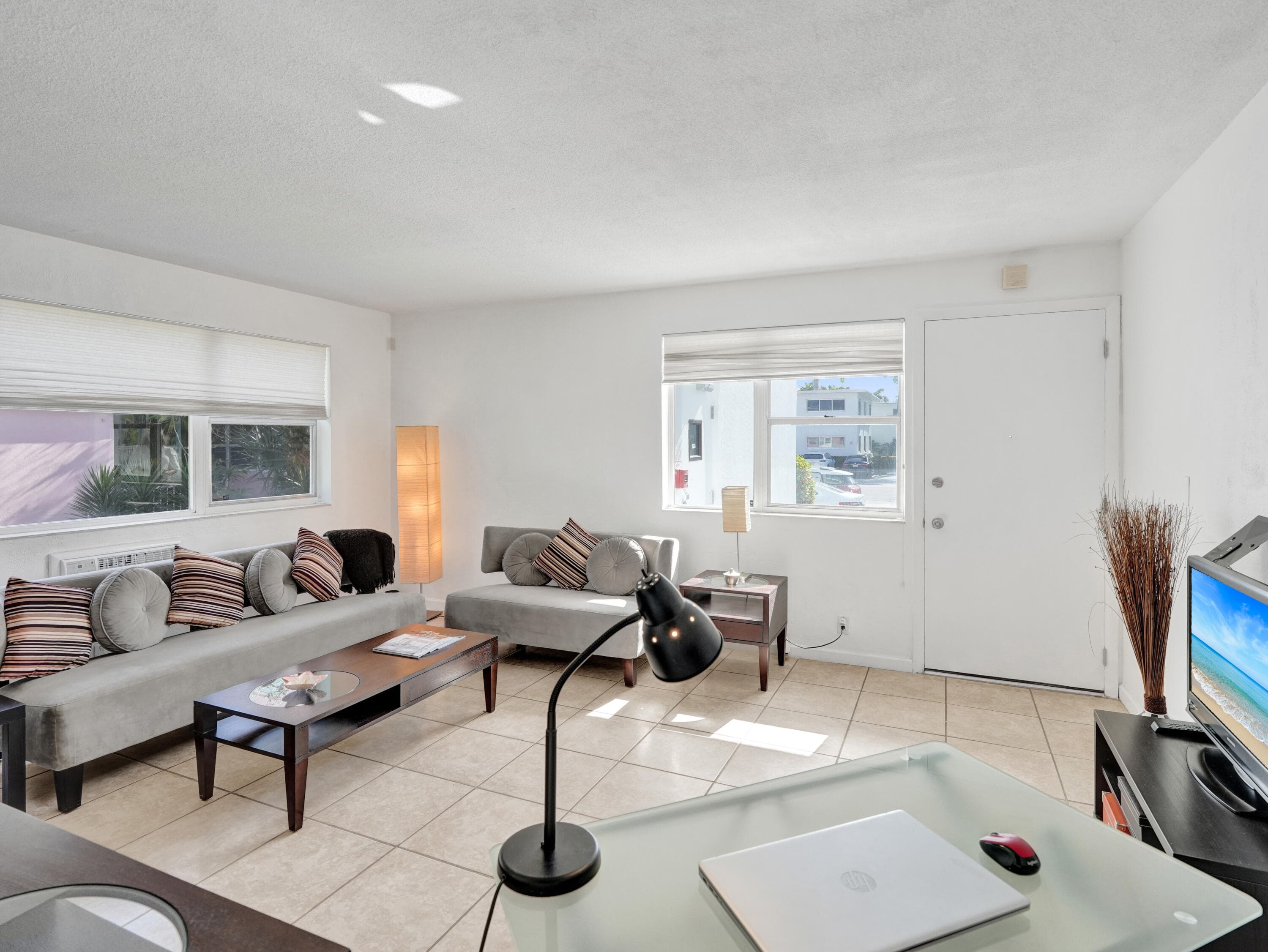 625 Antioch Avenue 110, Fort Lauderdale, FL 33304 — photo 4 of 18