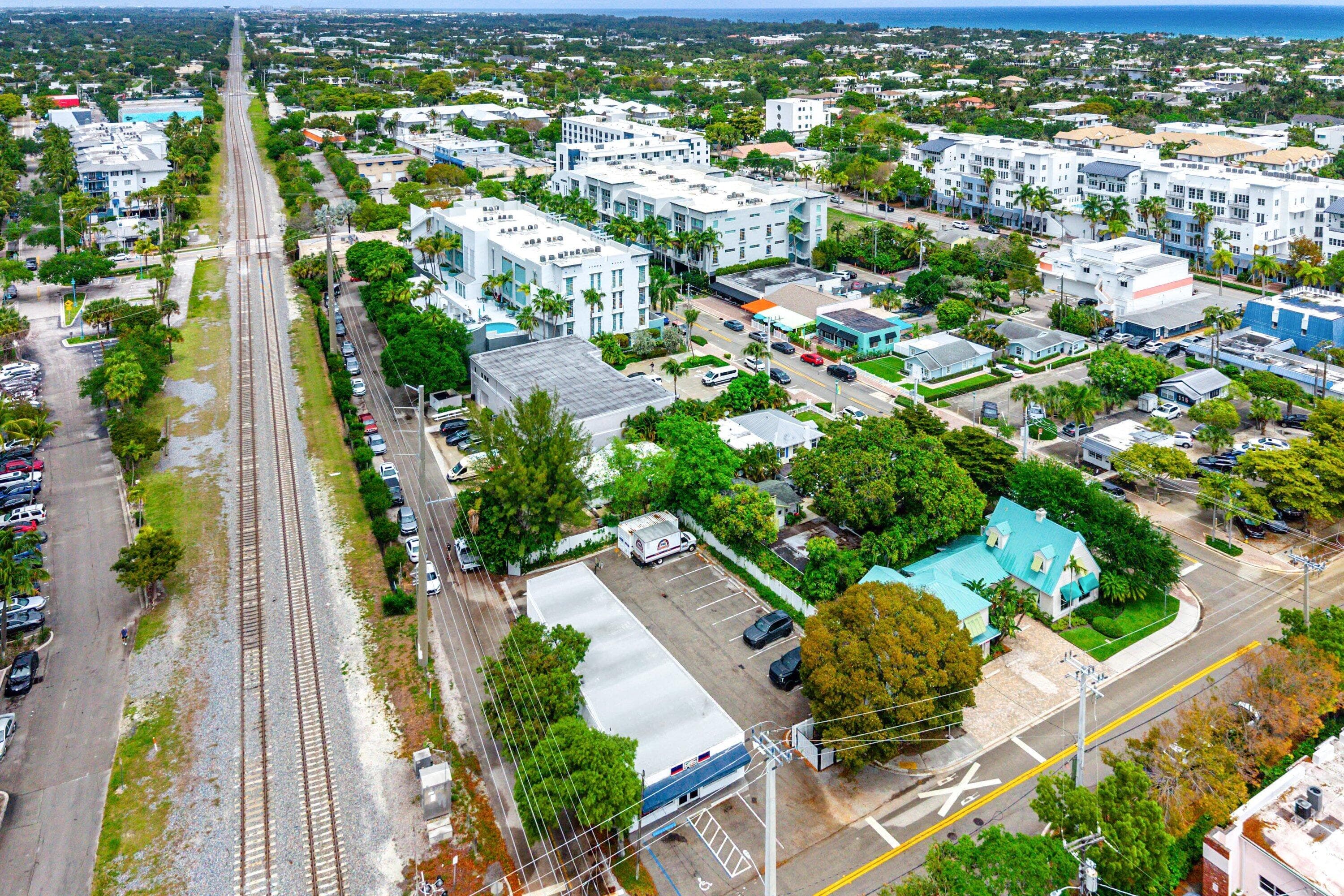 301 NE 1st Street, Delray Beach, FL — photo 11 of 54