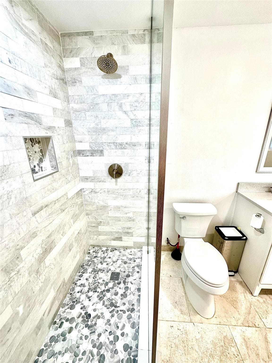 1742 NE 7th Street, Fort Lauderdale, FL 33304 — photo 11 of 33