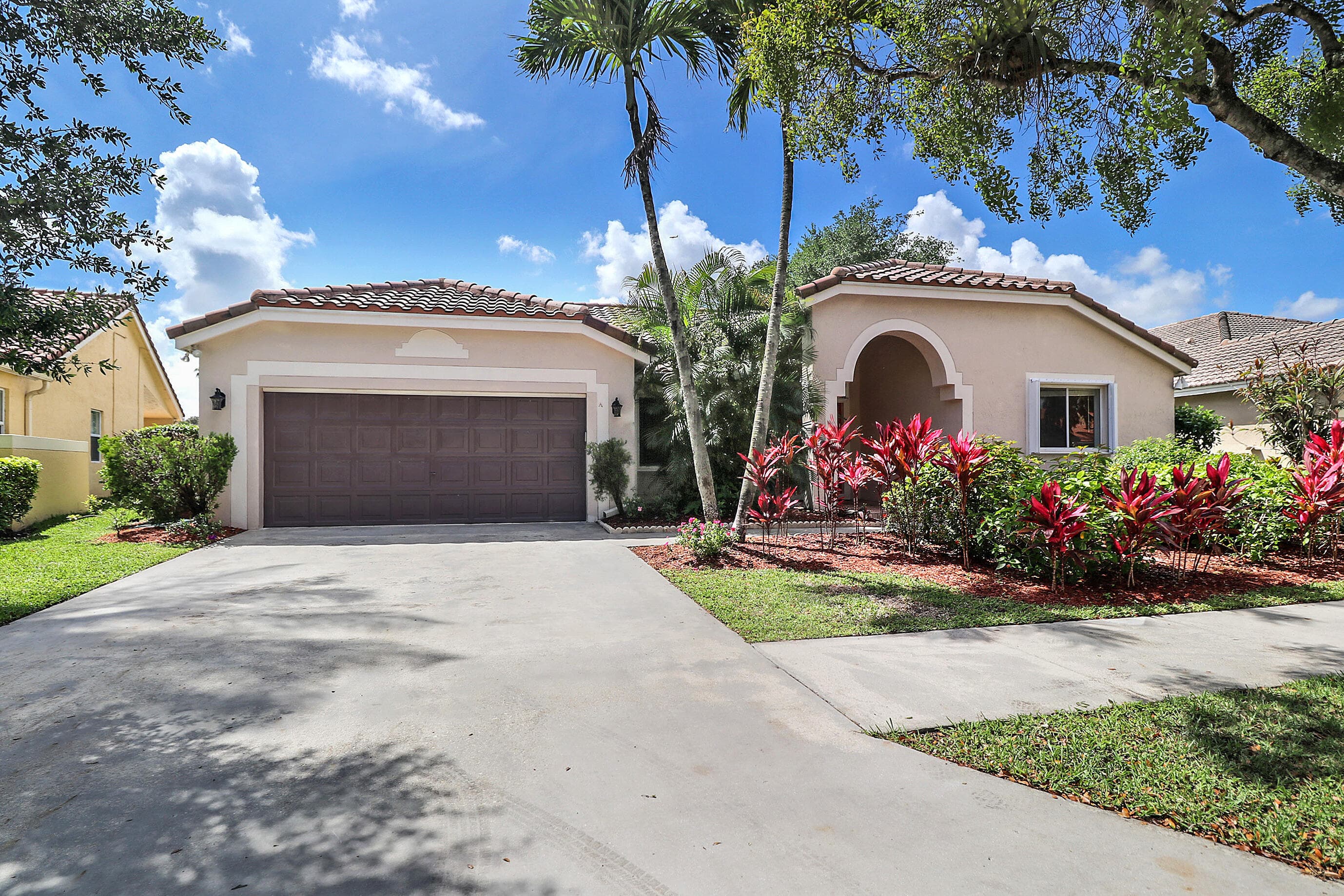 1968 Water Ridge Drive, Weston, FL 33326 — photo 2 of 39