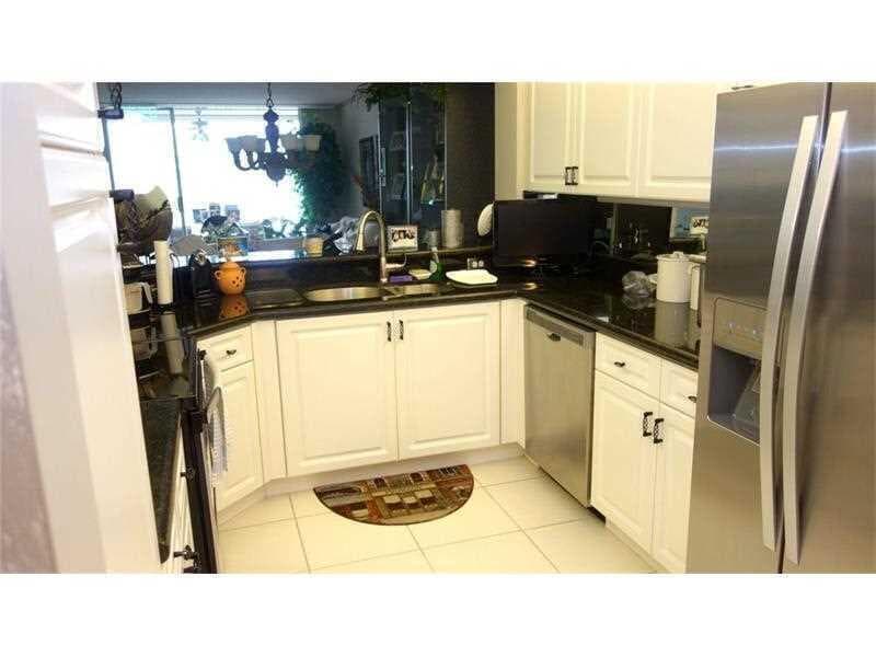 7486 N Devon Drive 109, Tamarac, FL 33321 — photo 2 of 10