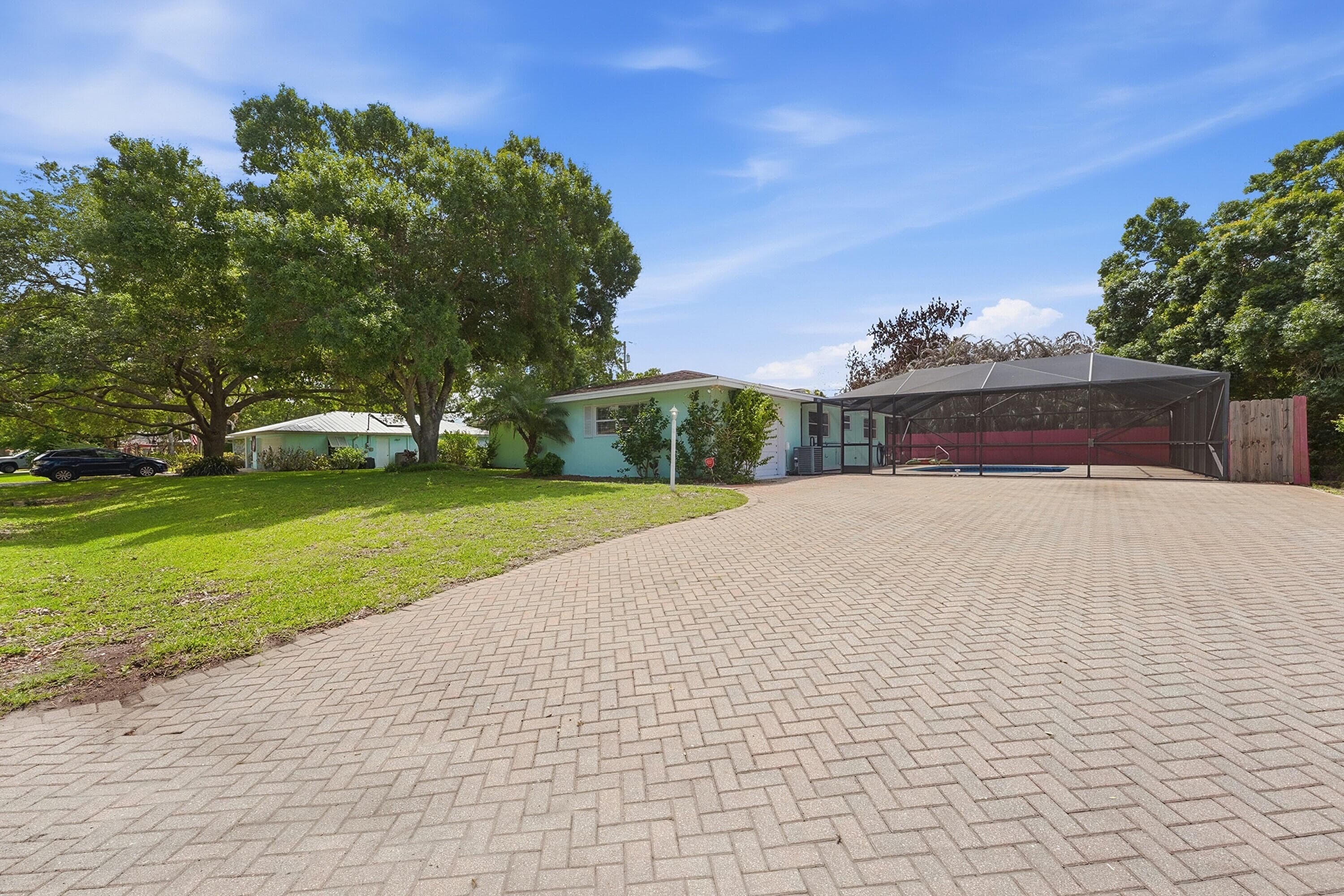 2115 15th Place, Vero Beach, FL 32960 — photo 5 of 45