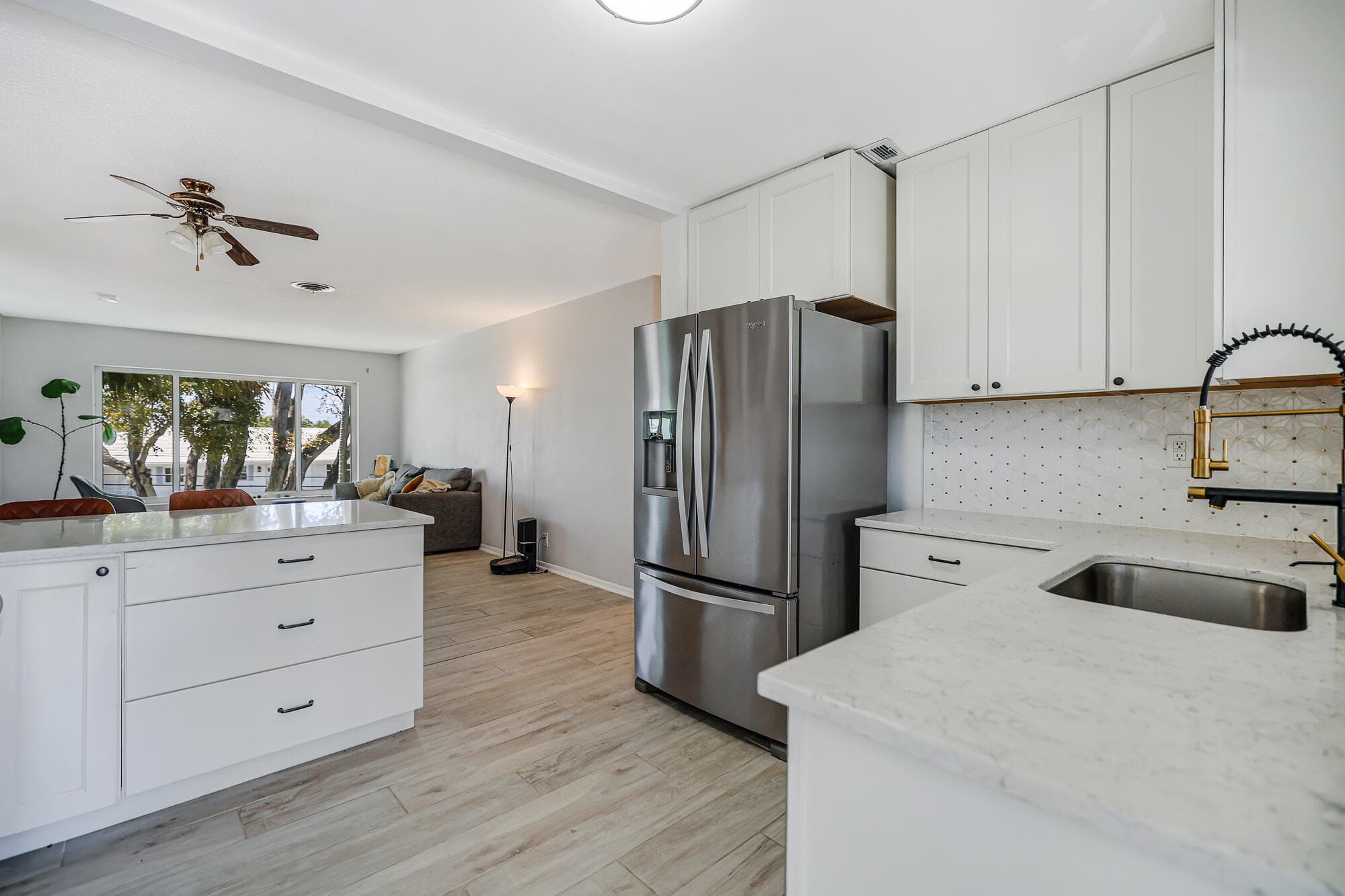2829 NE 30th Street 302, Fort Lauderdale, FL 33306 — photo 6 of 26