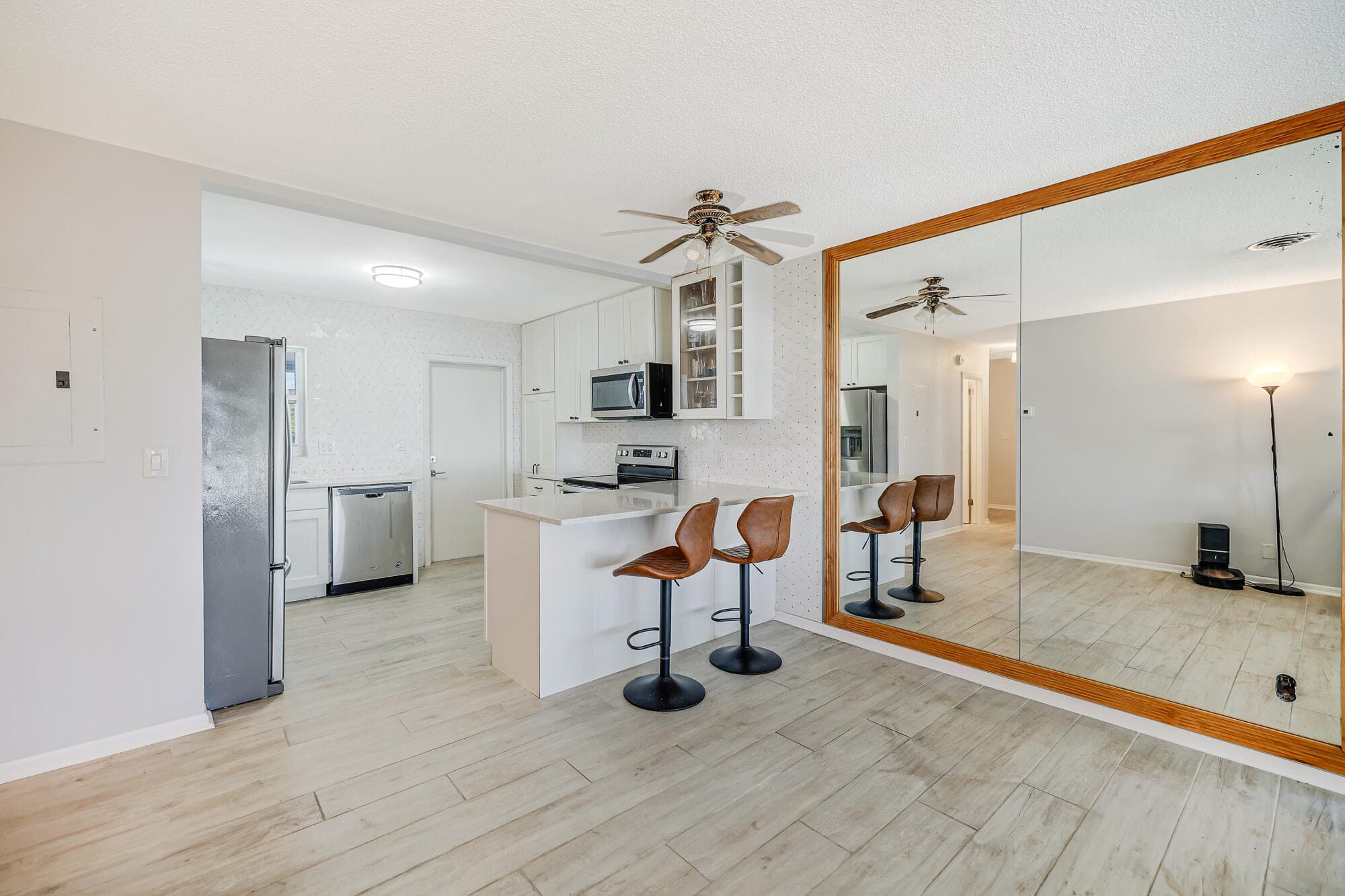 2829 NE 30th Street 302, Fort Lauderdale, FL 33306 — photo 7 of 26