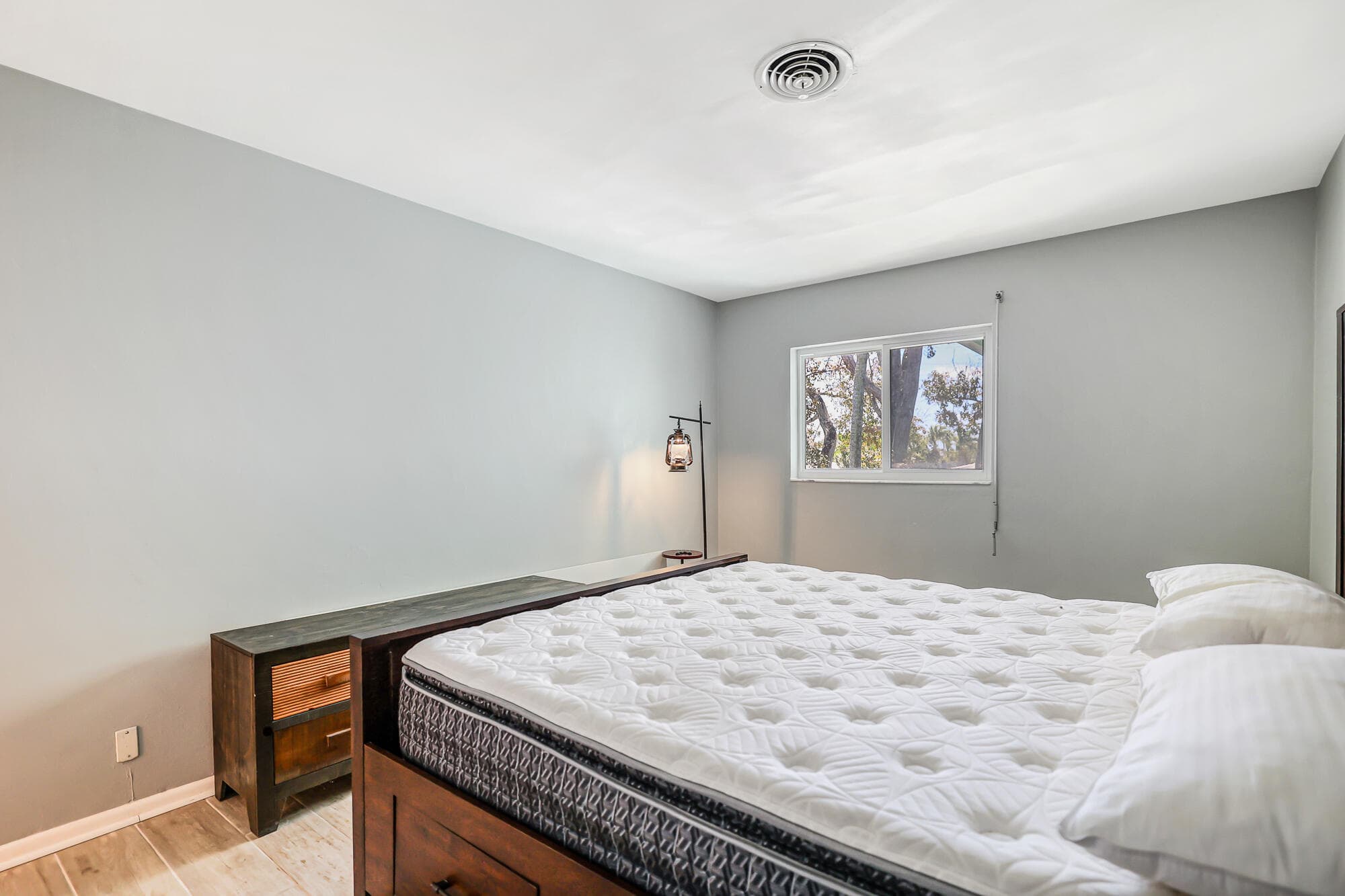 2829 NE 30th Street 302, Fort Lauderdale, FL 33306 — photo 16 of 26