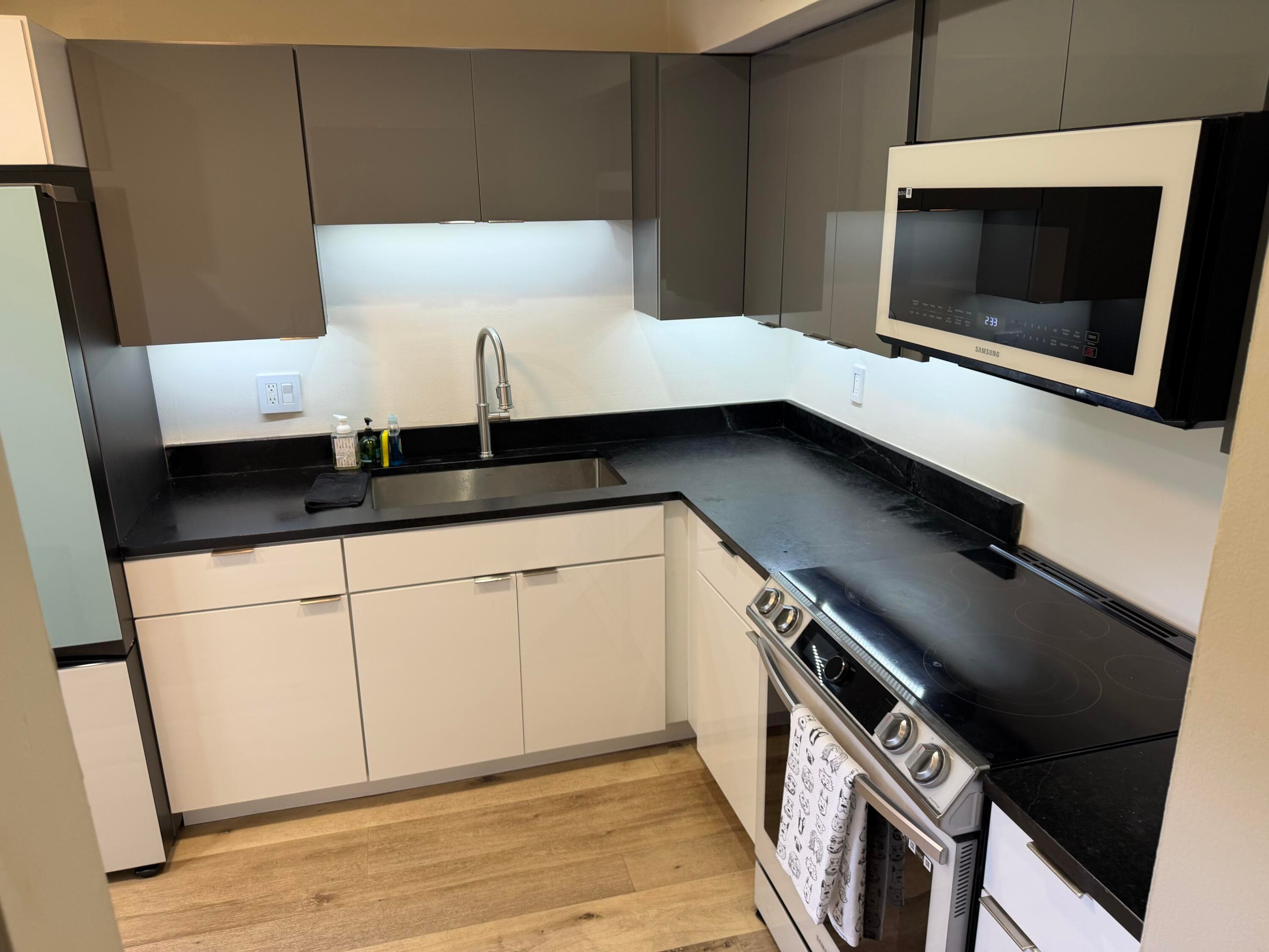 148 Lake Constance Drive 148, West Palm Beach, FL 33411 — photo 1 of 50