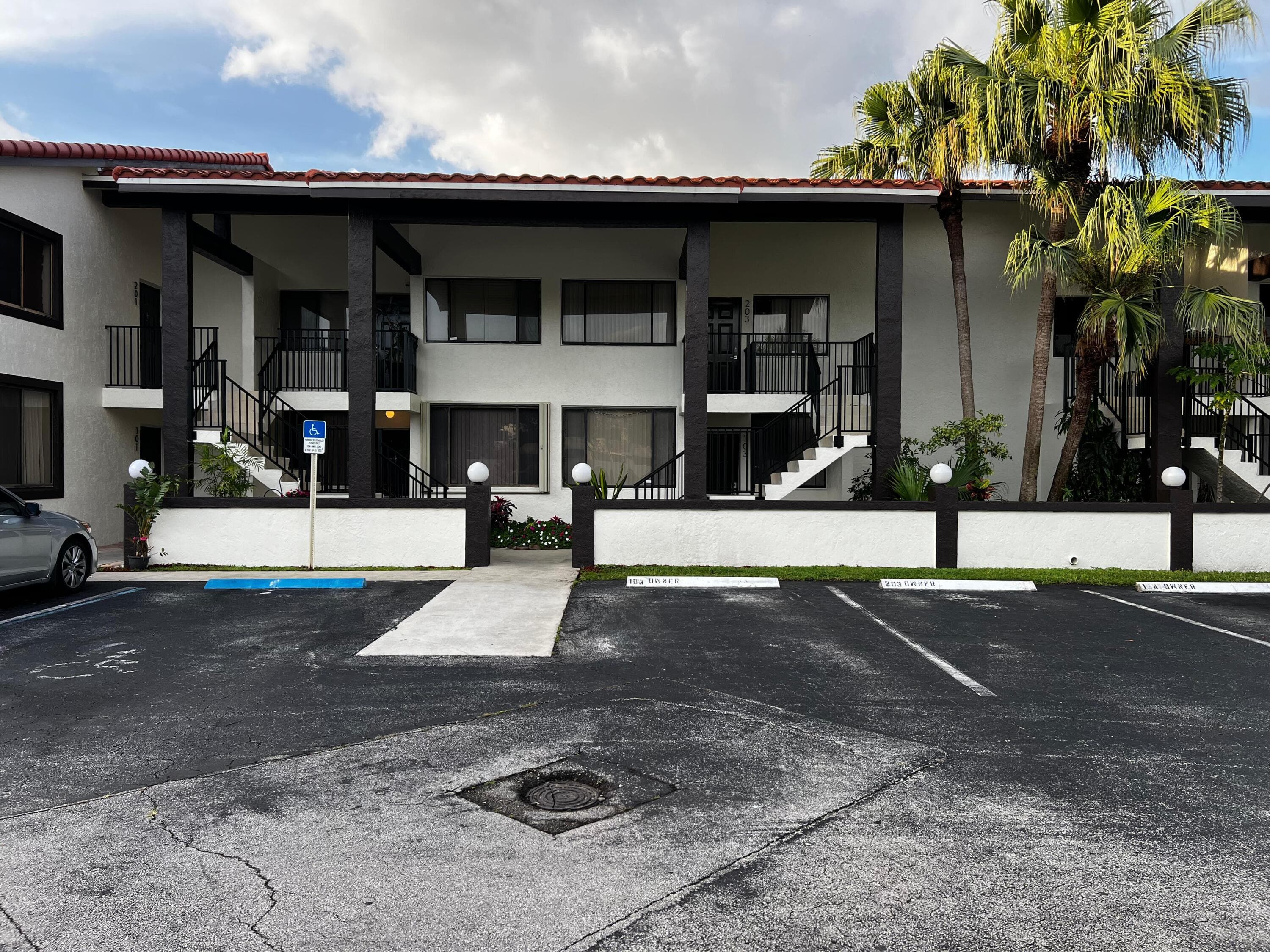 3200 NW 46th Street 203, Oakland Park, FL 33309 — photo 19 of 19
