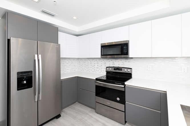 700 NE 14th Avenue 206, Fort Lauderdale, FL 33304 — photo 12 of 73