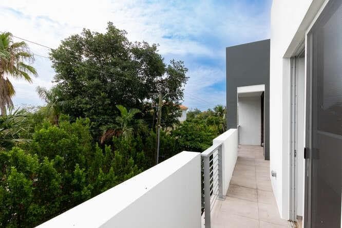 700 NE 14th Avenue 206, Fort Lauderdale, FL 33304 — photo 47 of 73