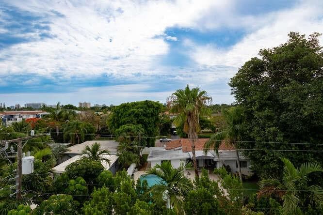 700 NE 14th Avenue 206, Fort Lauderdale, FL 33304 — photo 66 of 73