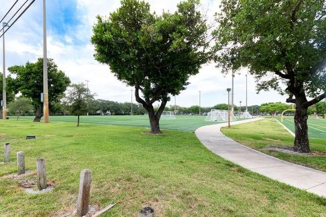 700 NE 14th Avenue 206, Fort Lauderdale, FL 33304 — photo 71 of 73