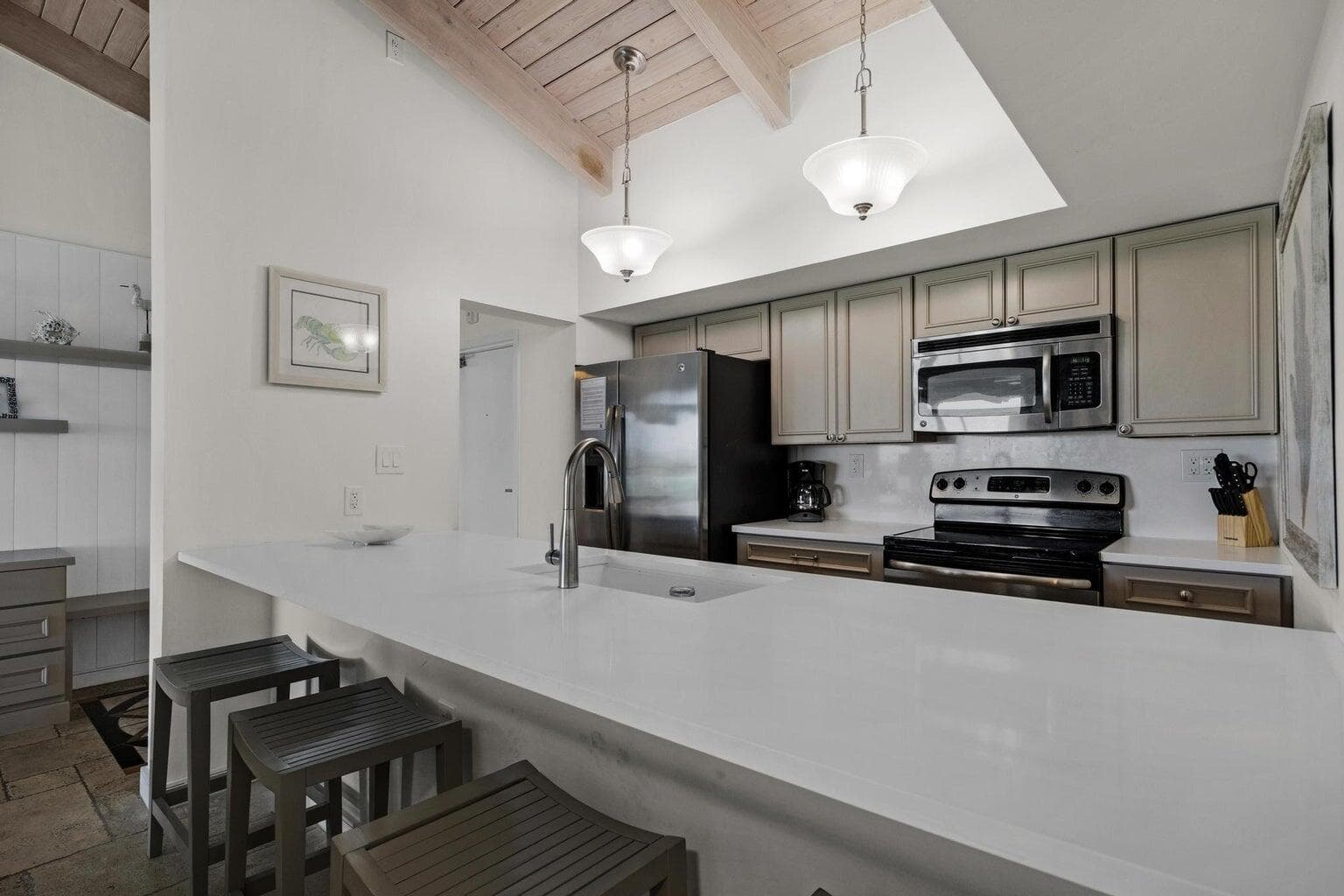 4402 Marina Villa Drive, Marathon, FL 33050 — photo 9 of 50