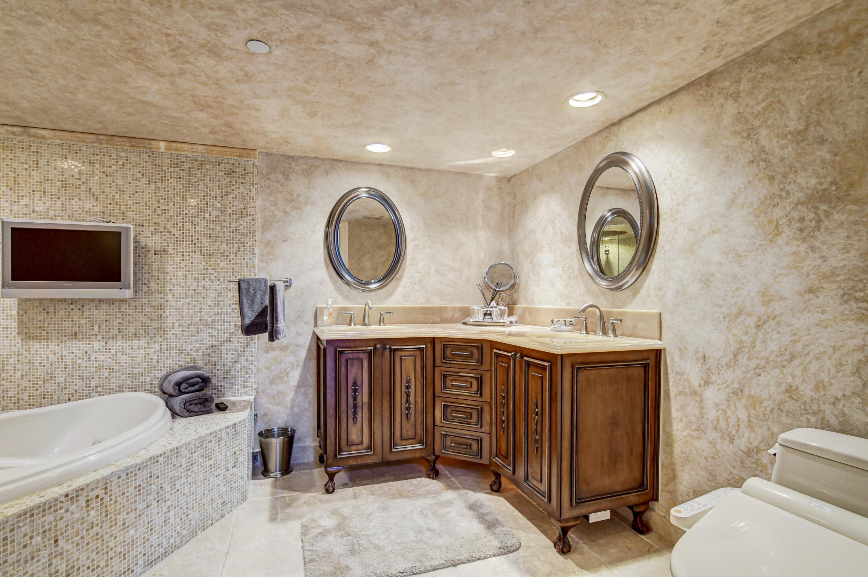 250 S Ocean Boulevard 16-c, Boca Raton, FL 33432 — photo 28 of 85