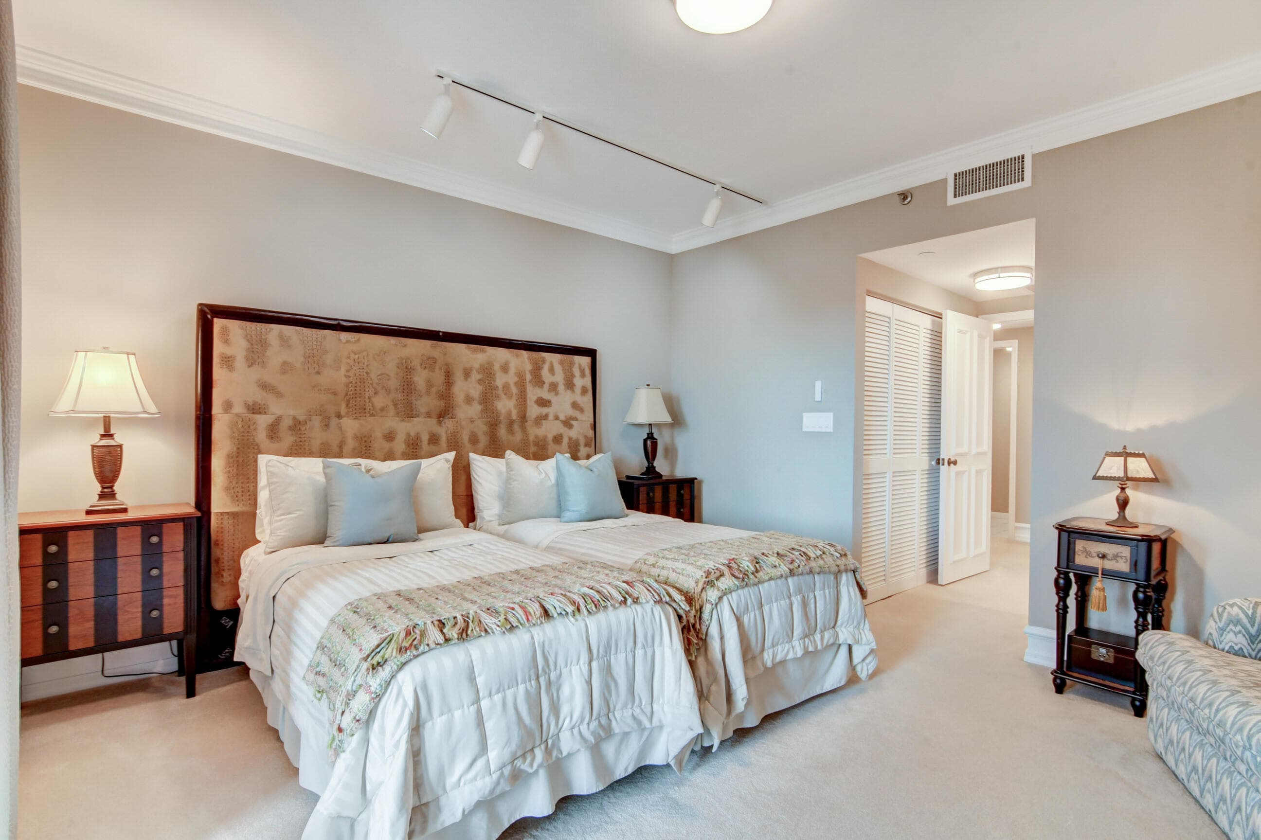 300 SE 5th Avenue 6160, Boca Raton, FL 33432 — photo 28 of 200