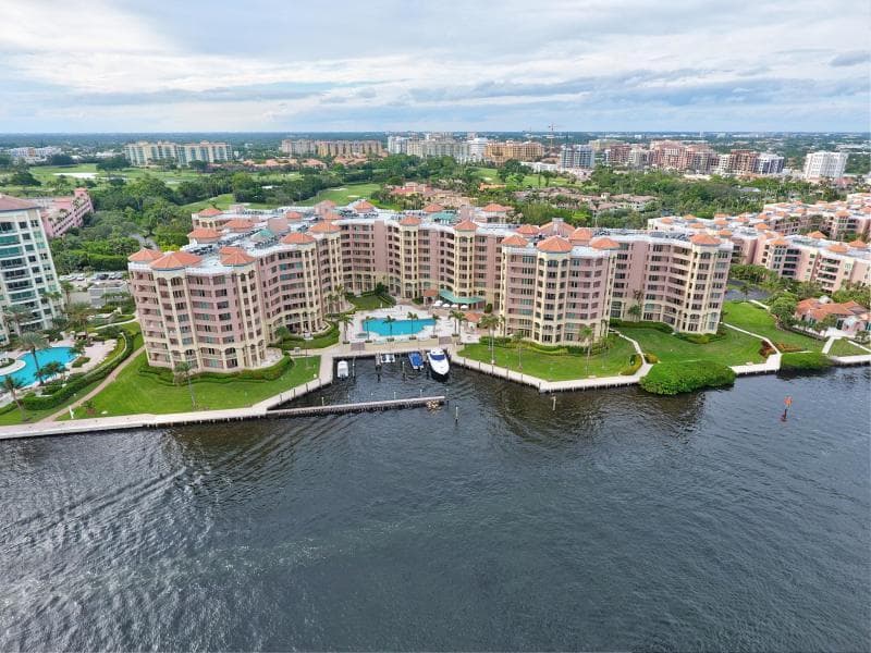 300 SE 5th Avenue 6160, Boca Raton, FL 33432 — photo 116 of 200