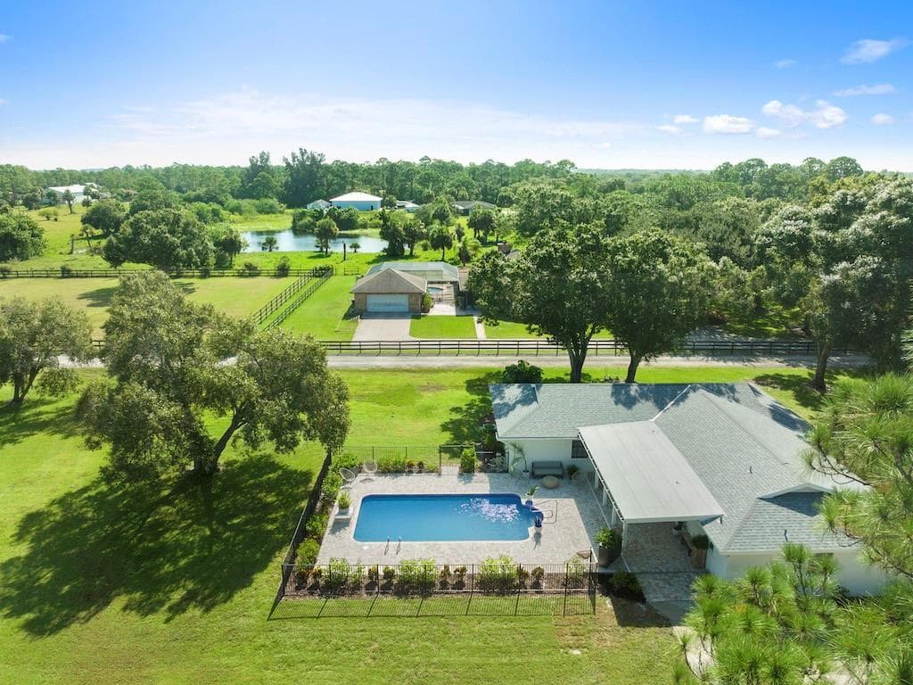 8530 8th Street, Vero Beach, FL 32968 — photo 20 of 21