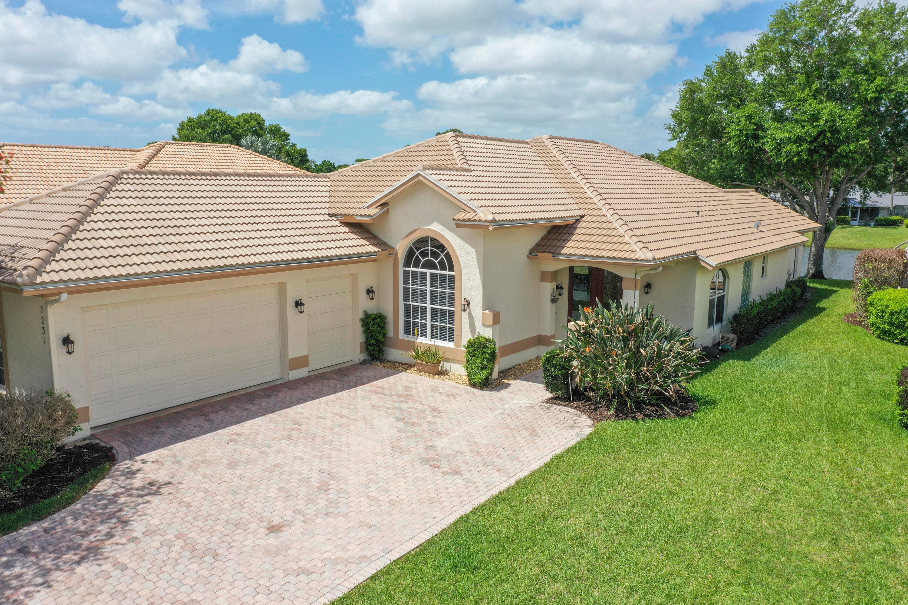 7231 Mystic Way, Port St. Lucie, FL 34986 — photo 2 of 49