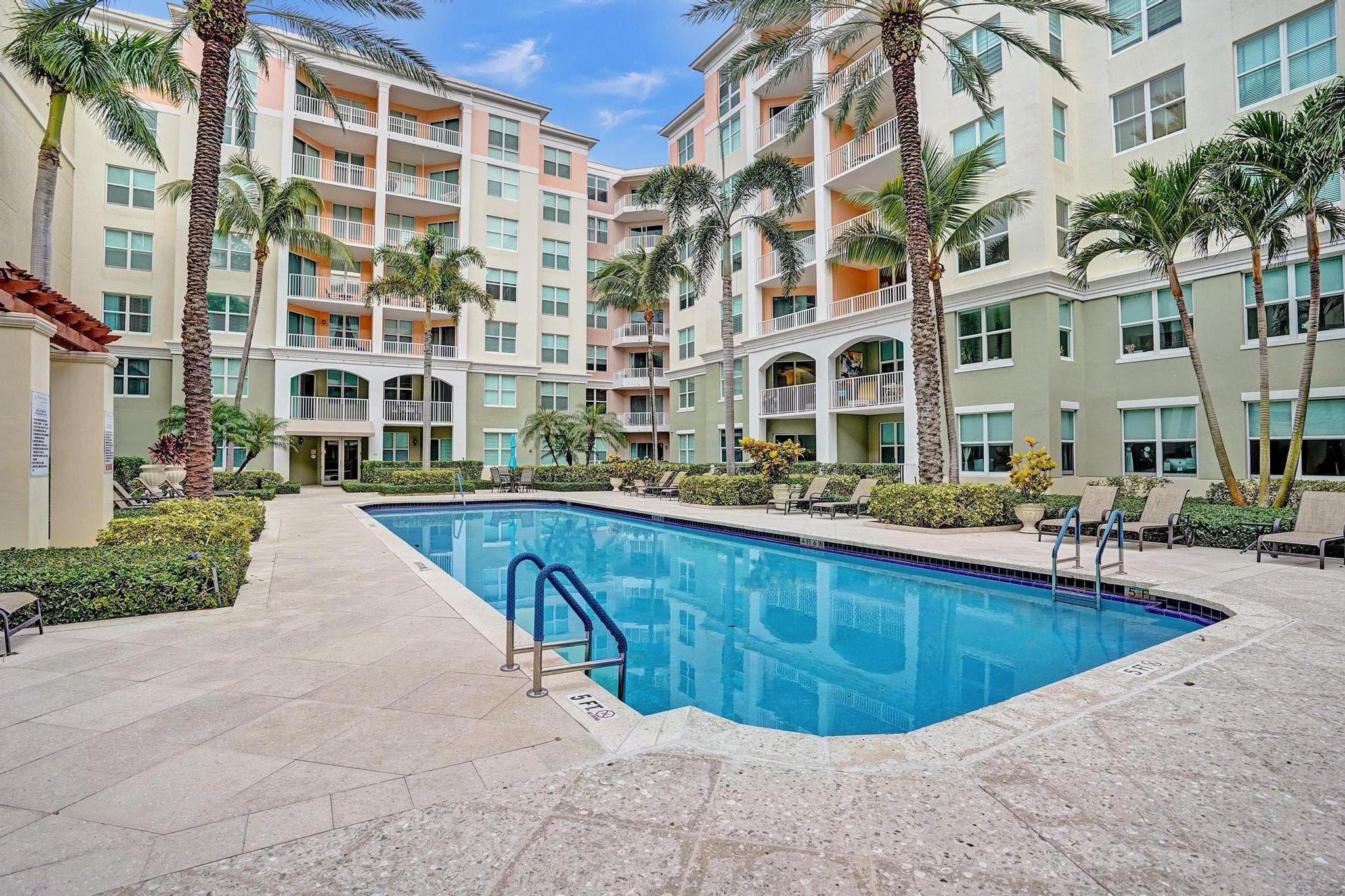 804 E Windward Way 521, Lantana, FL 33462 — photo 4 of 42