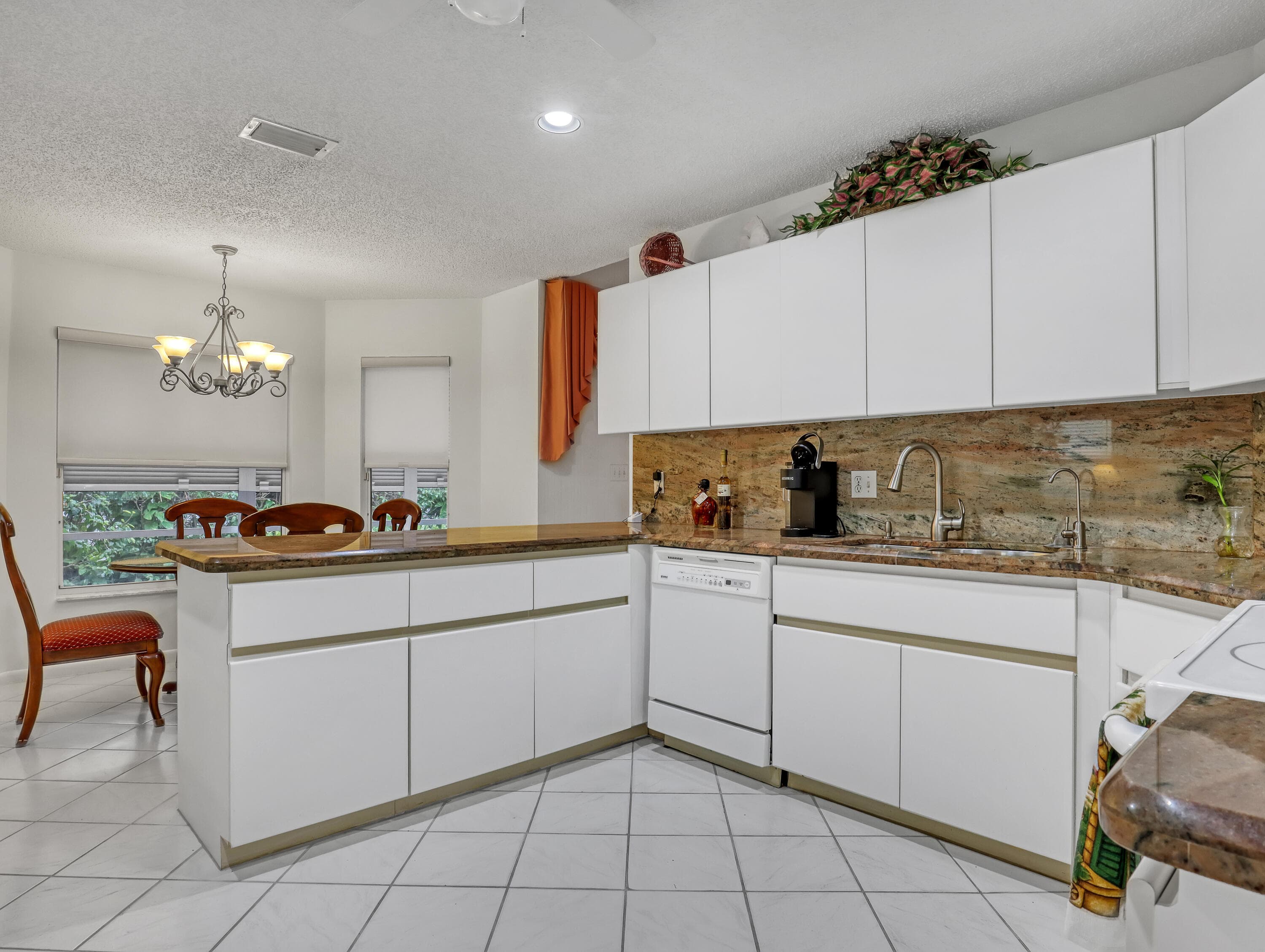 712 Golf Court, Delray Beach, FL 33445 — photo 21 of 93