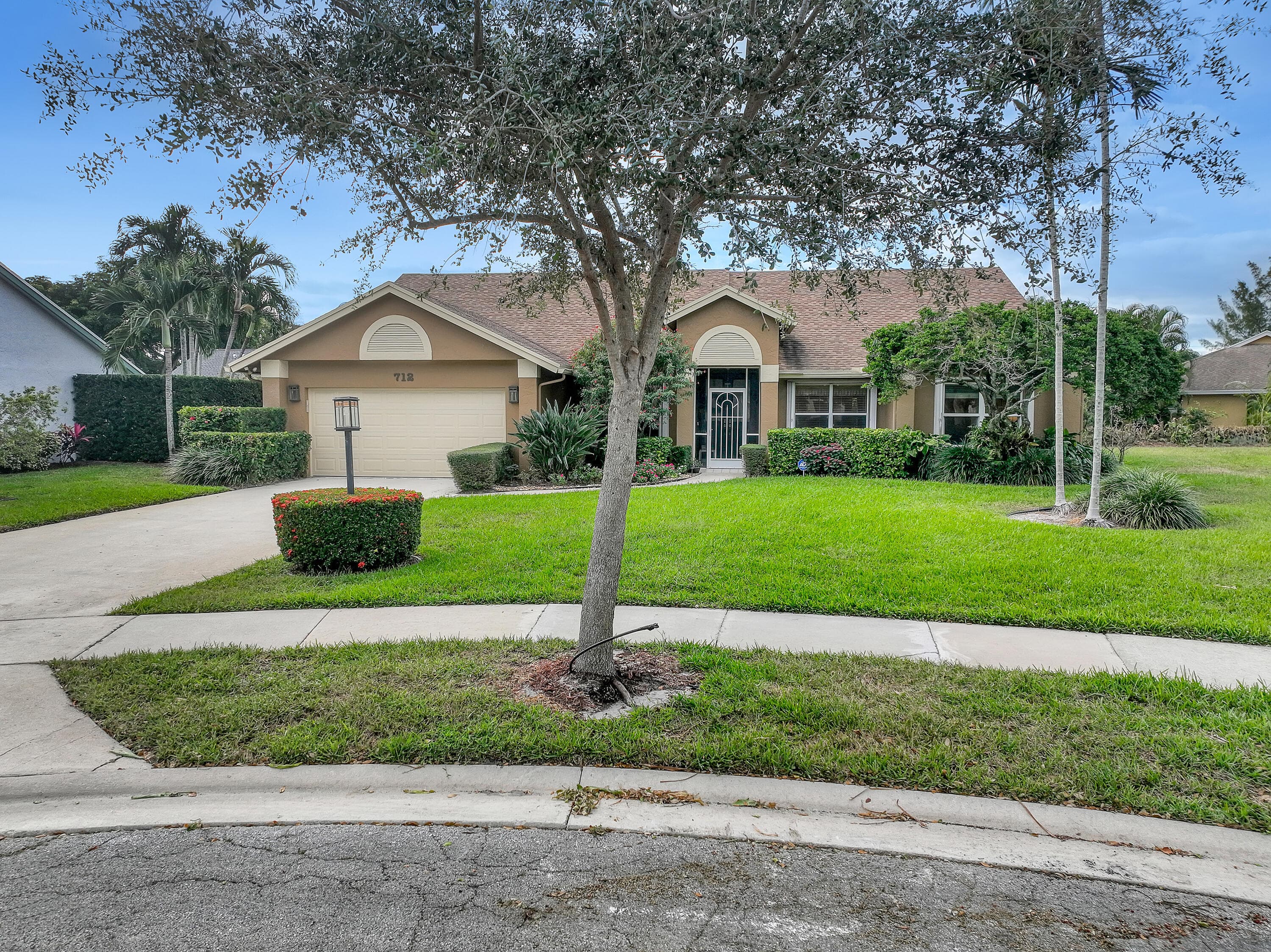 712 Golf Court, Delray Beach, FL 33445 — photo 40 of 93