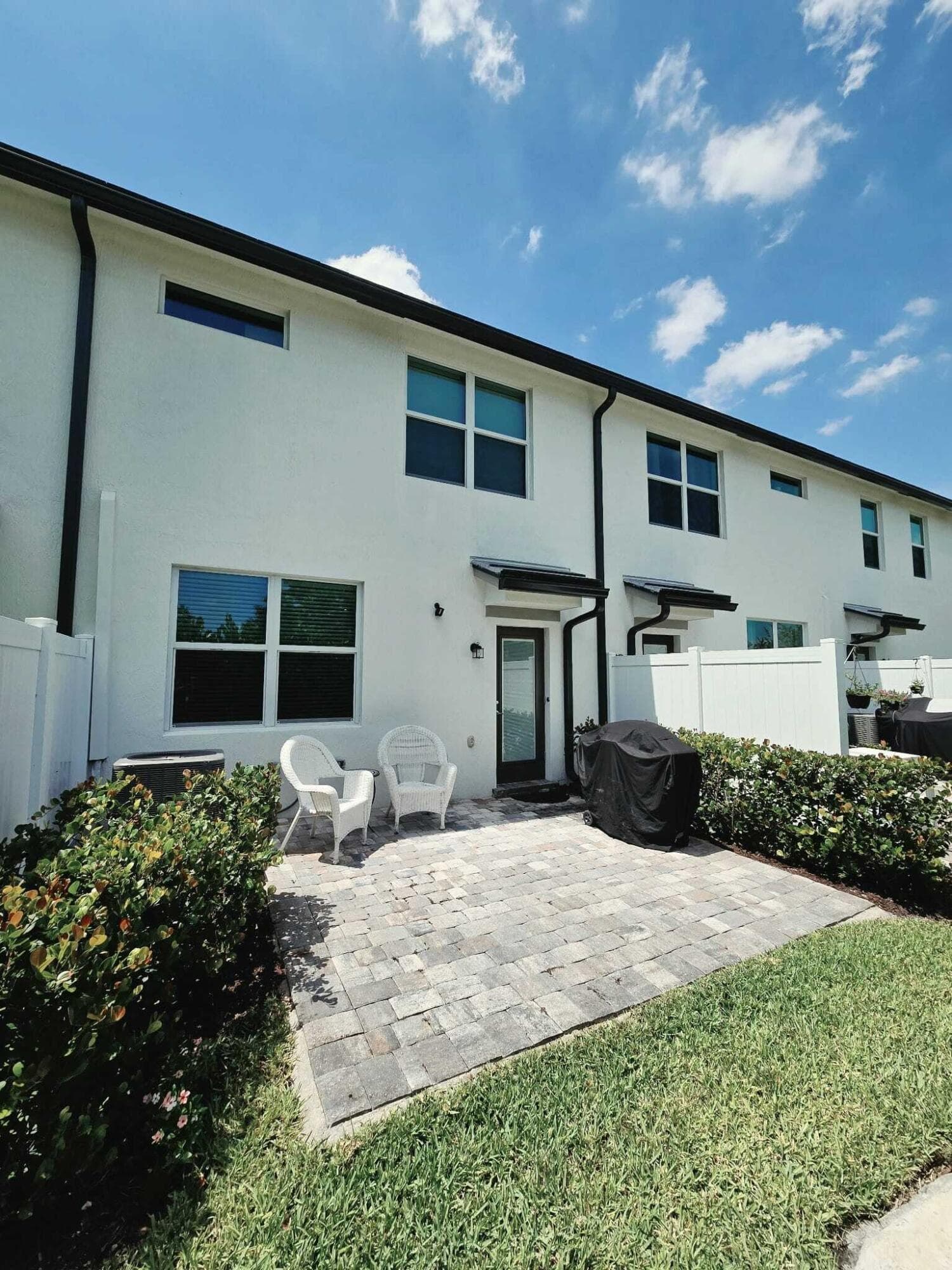3213 Watercress Drive, Lauderdale Lakes, FL 33311 — photo 5 of 22